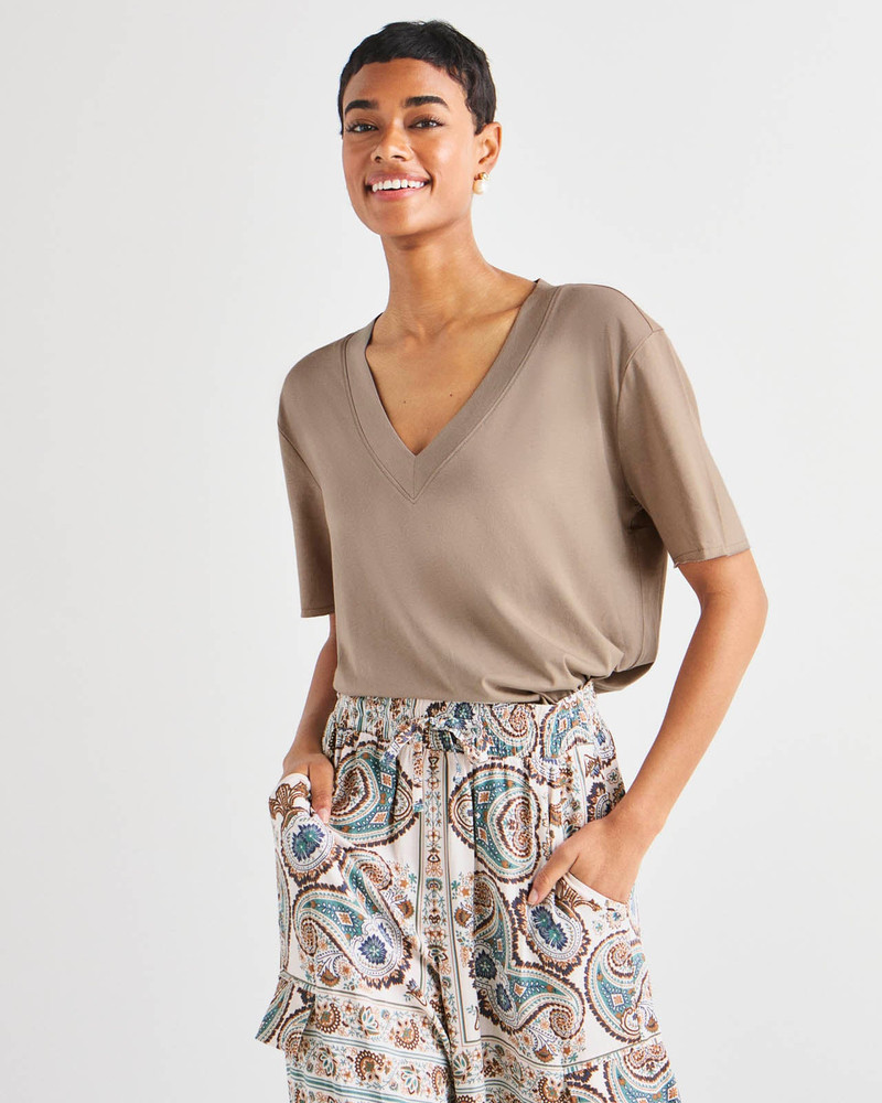 Splendid Kacey V-Neck Tee outlook