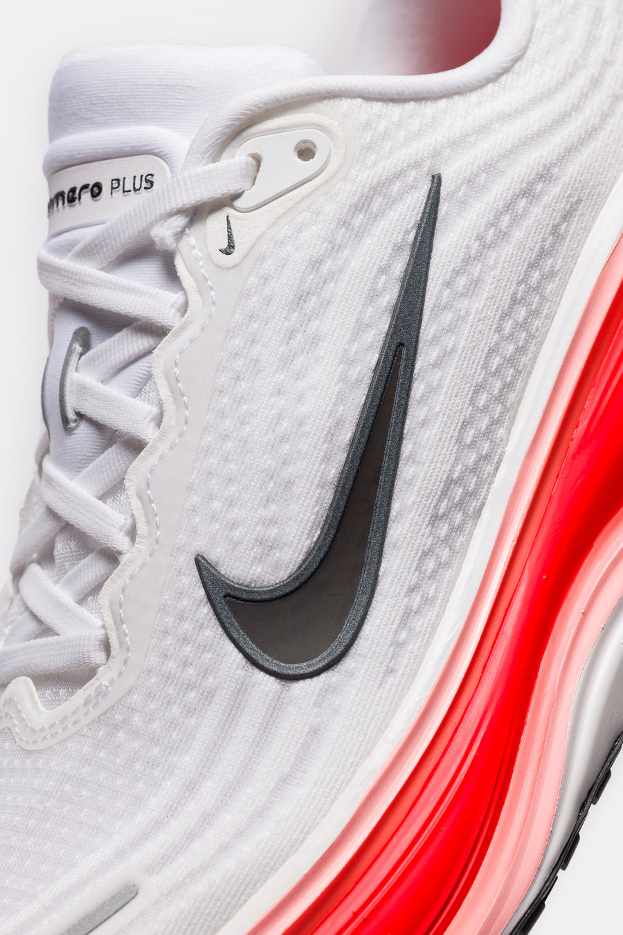 Vomero Plus Sneaker in White/Black/Bright Crimson - 5