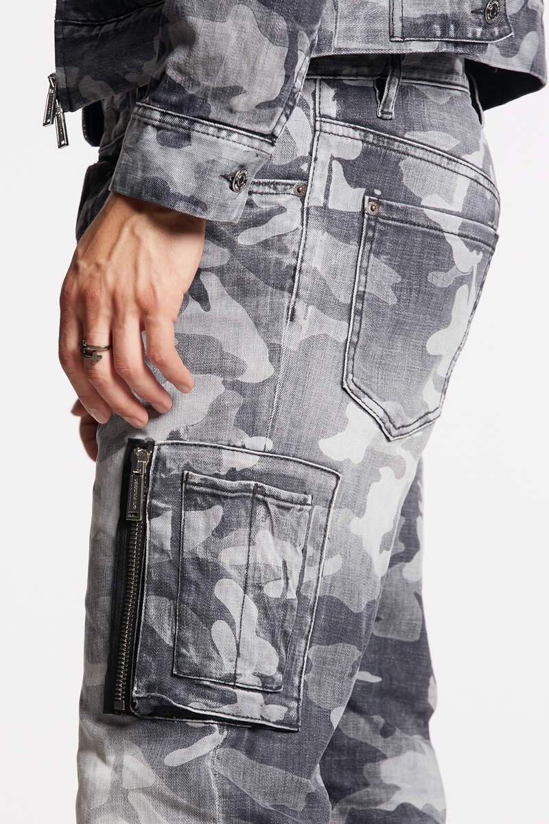 GREY CAMO WASH ROADIE JEANS - 4