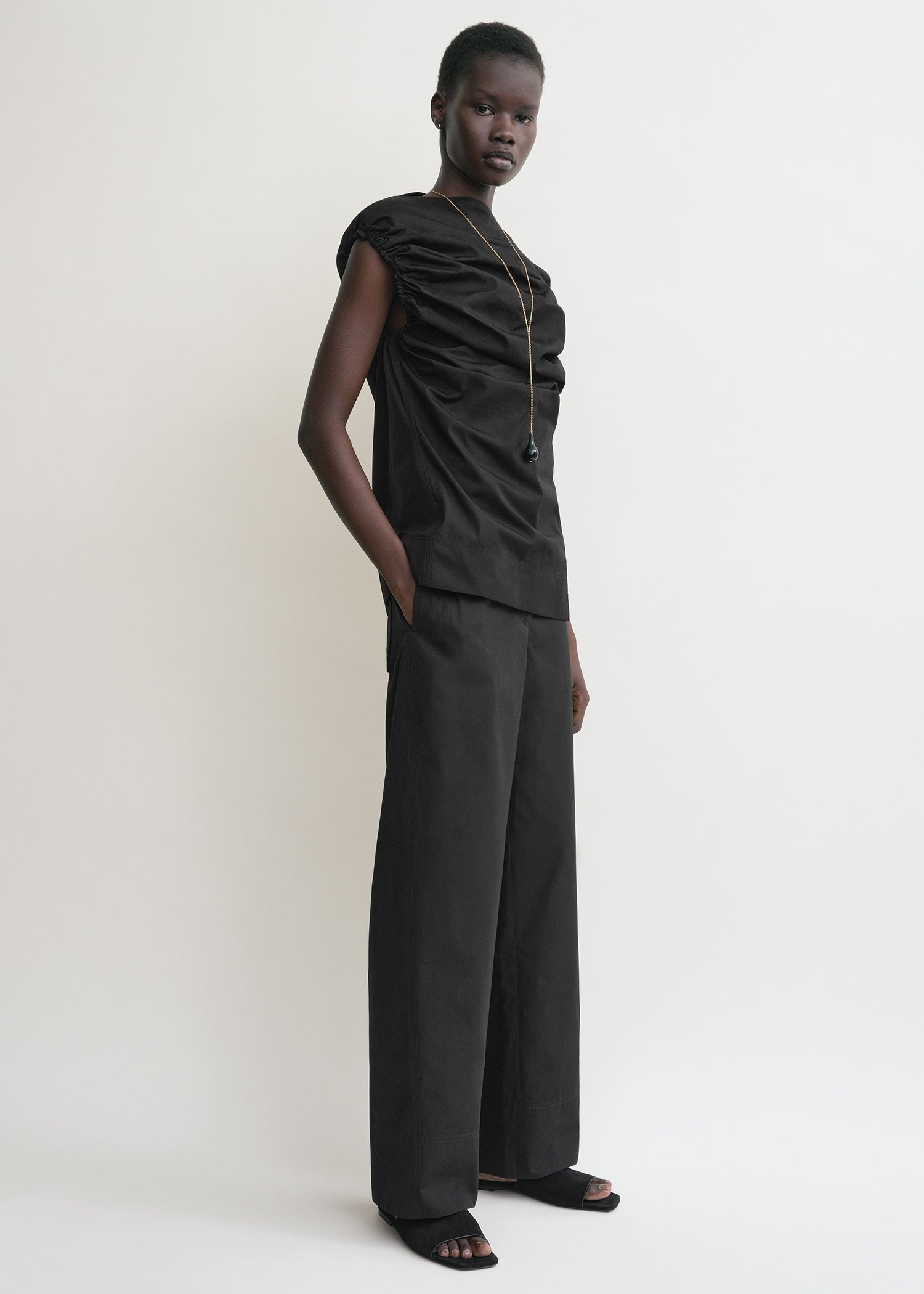Gathered top black - 3