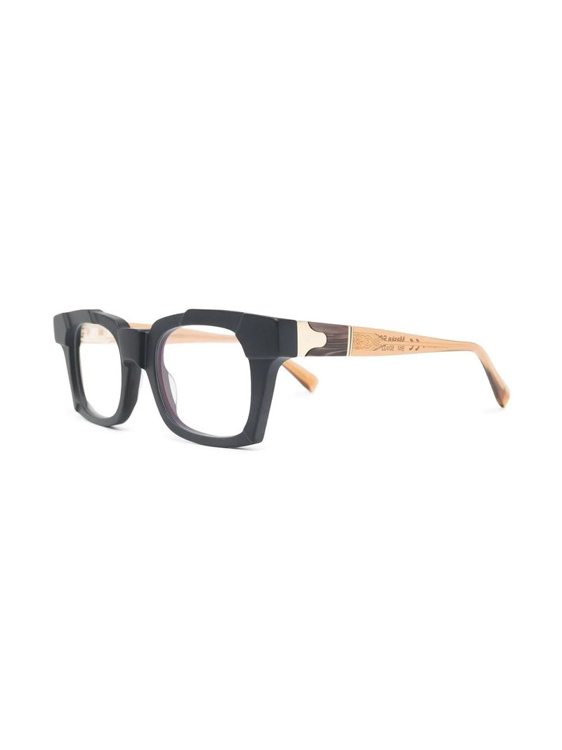 Kuboraum logo embossed glasses outlook