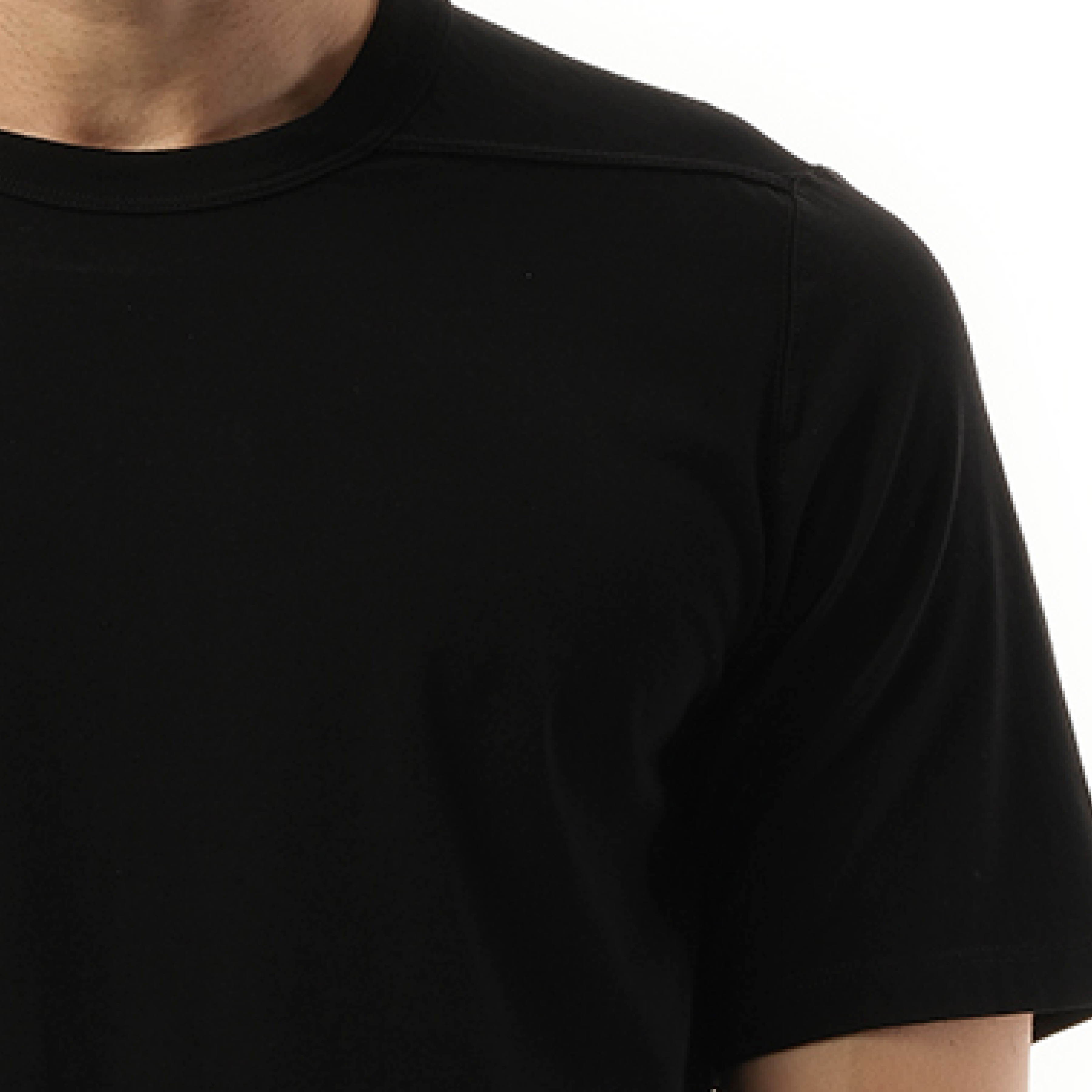 Level T in Black - 3