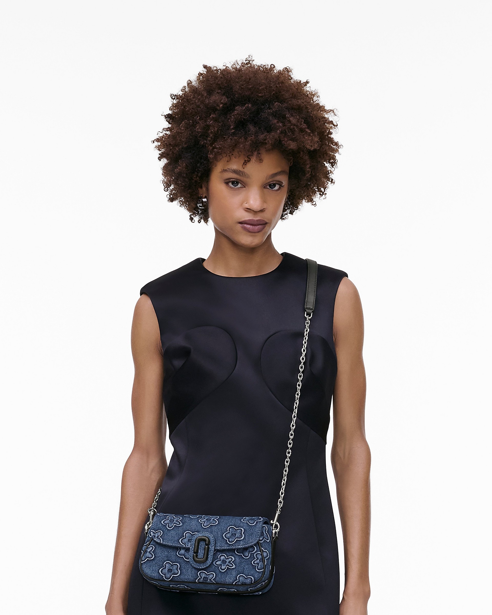 THE PUFFY DAISY DENIM CLOVER SHOULDER BAG - 8