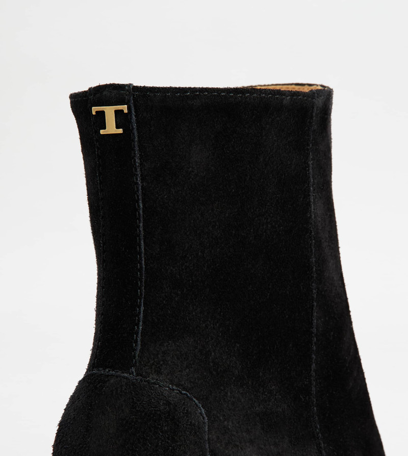 ANKLE BOOTS IN SUEDE - BLACK 5