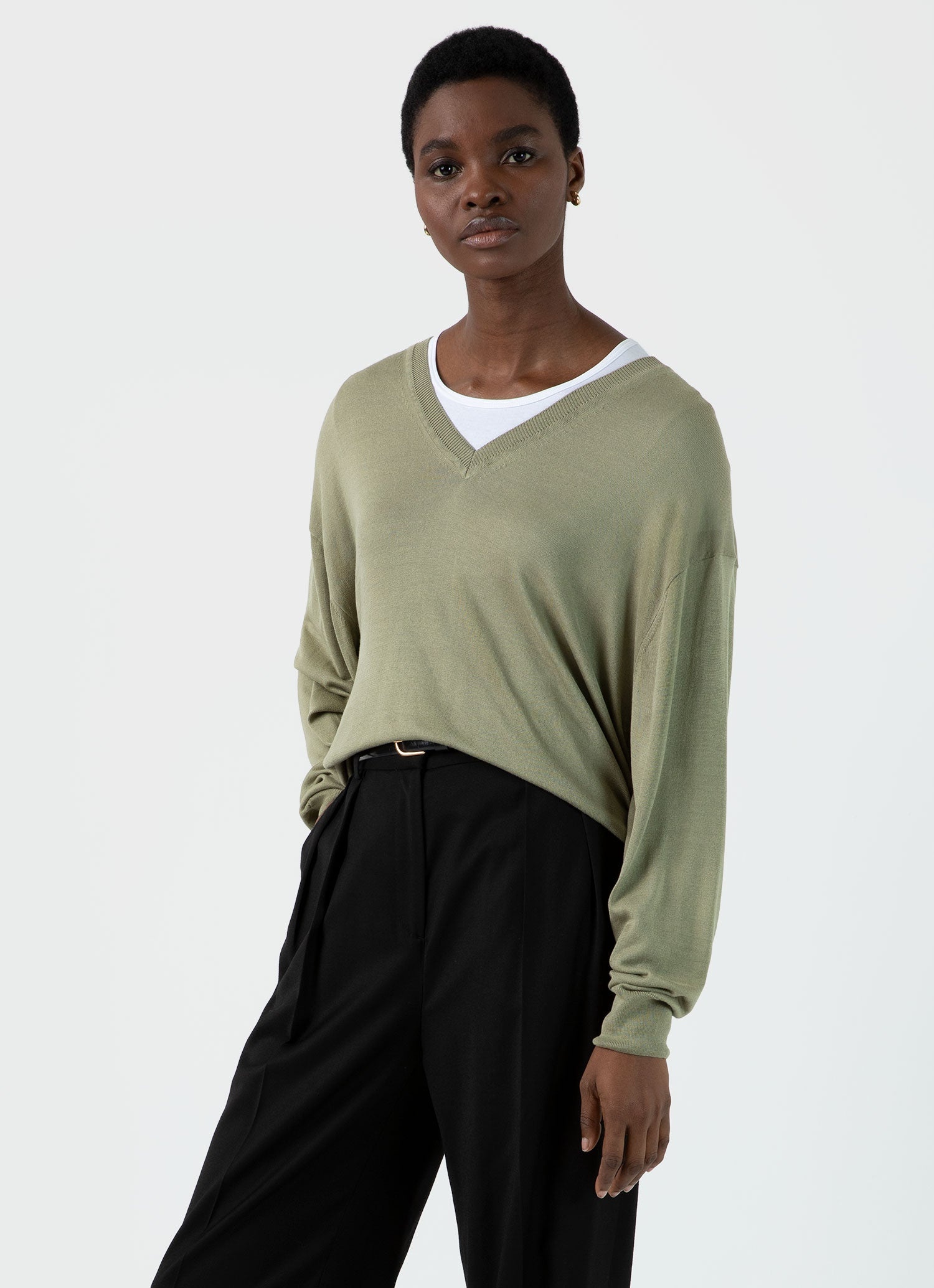 Relaxed Mulberry Silk V‑Neck Jumper - 2