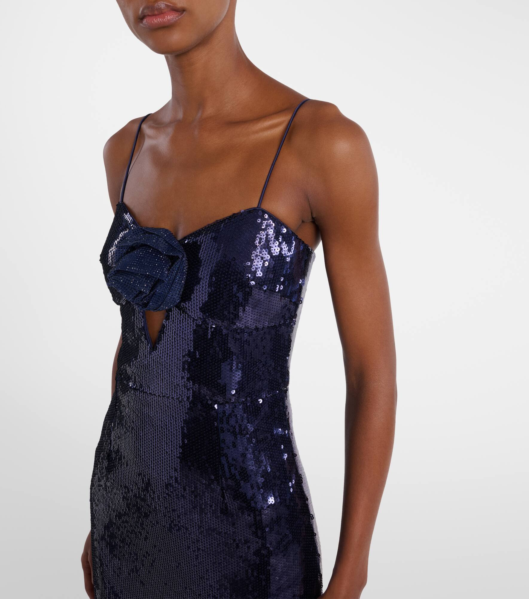 Sequined gown - 4
