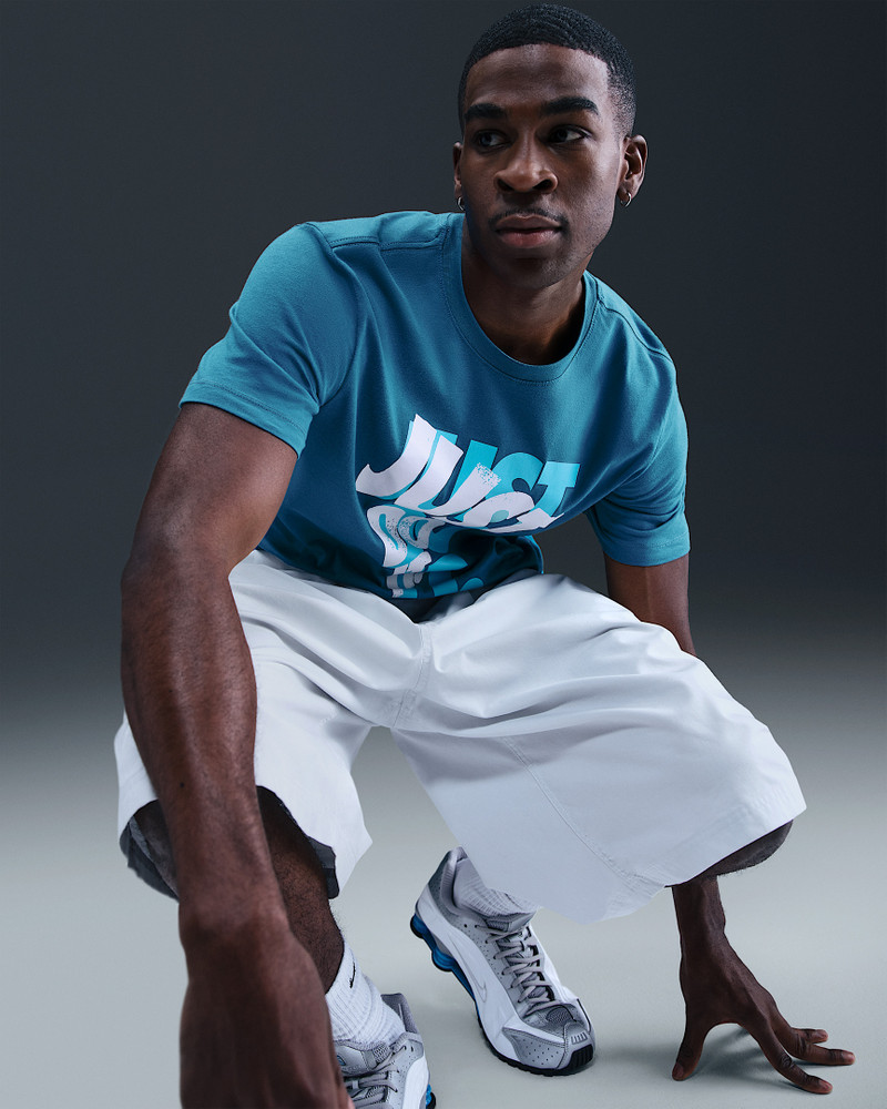 Nike Sportswear Men's T-Shirt 3