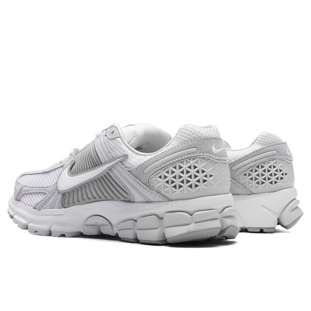 WOMEN'S ZOOM VOMERO 5 - PURE PLATINUM/SUMMIT WHITE/PLATINUM TINT - 3