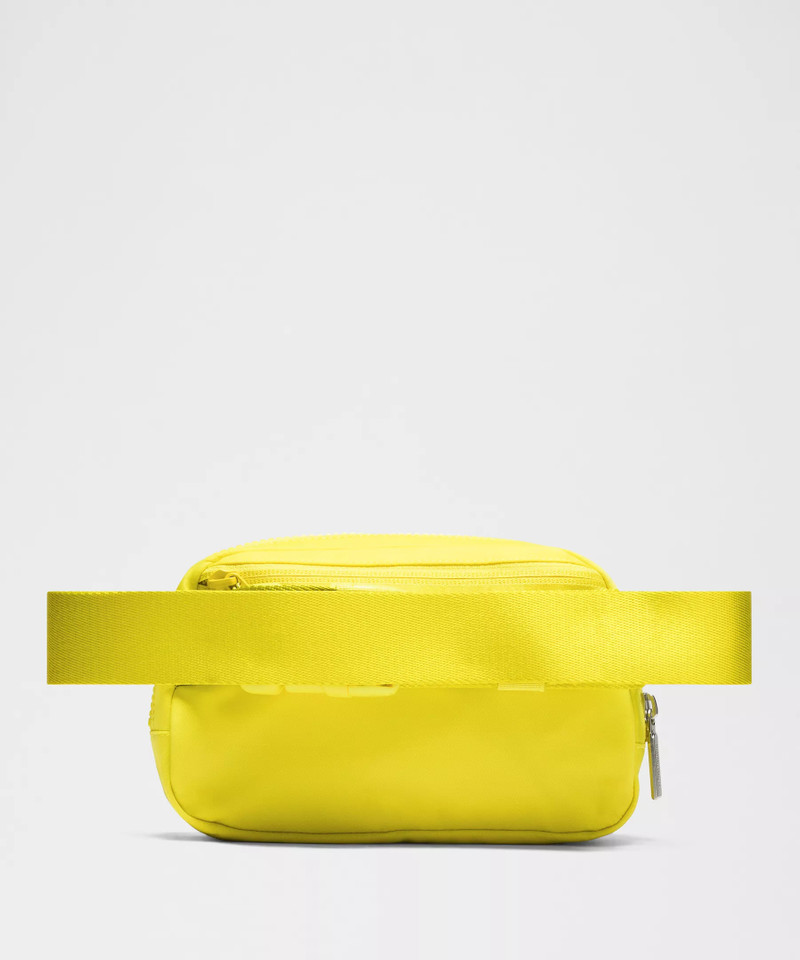 Everywhere Belt Bag with Long Strap 1L 3