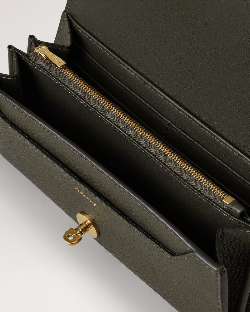 Mulberry Darley Wallet
Juniper Green Small Classic Grain outlook