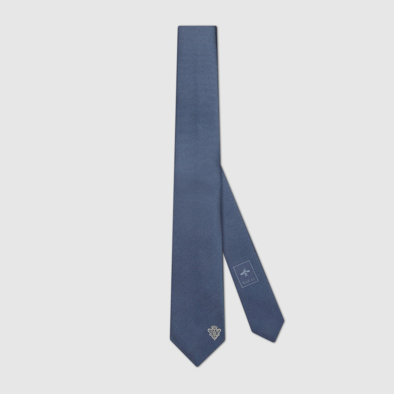 Silk jacquard tie with Gucci crest 1