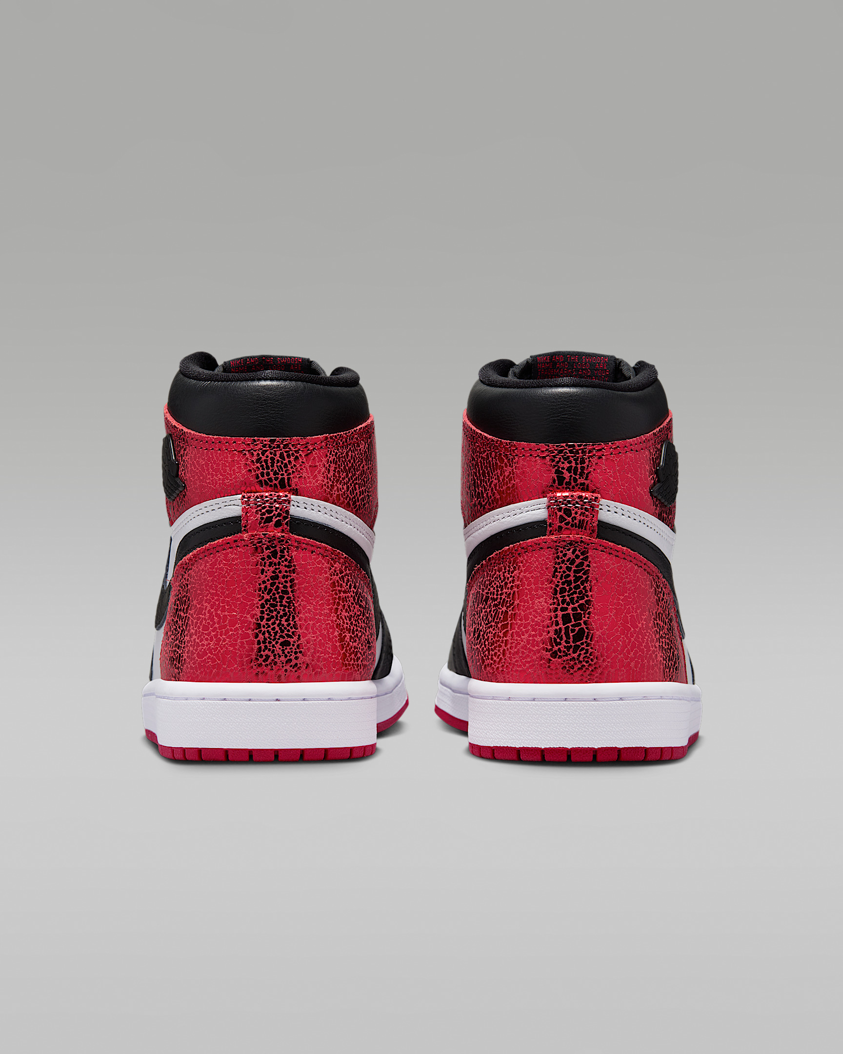 Air Jordan 1 Retro High OG Women's Shoes - 6