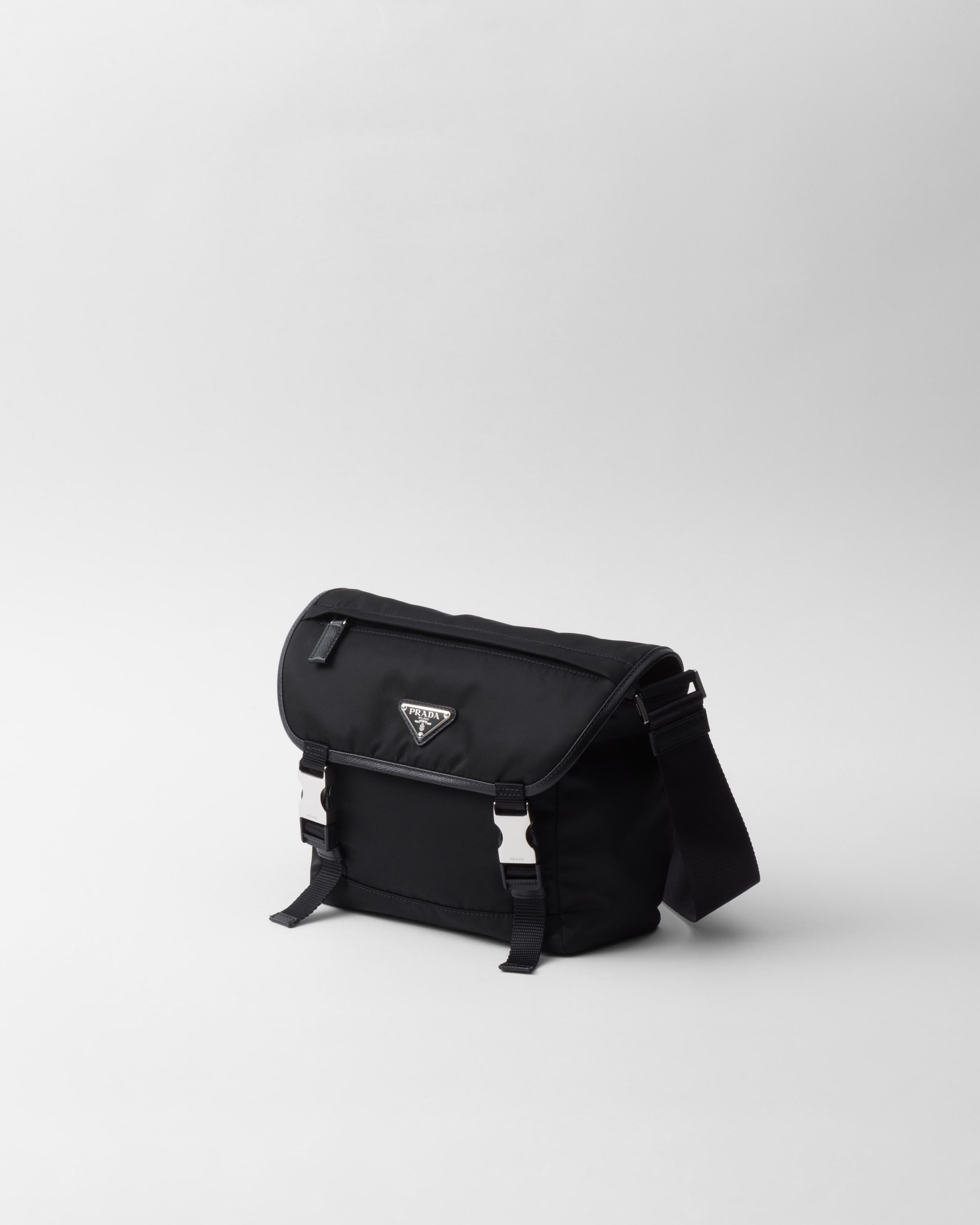 Re-Nylon and Saffiano leather shoulder bag - 3