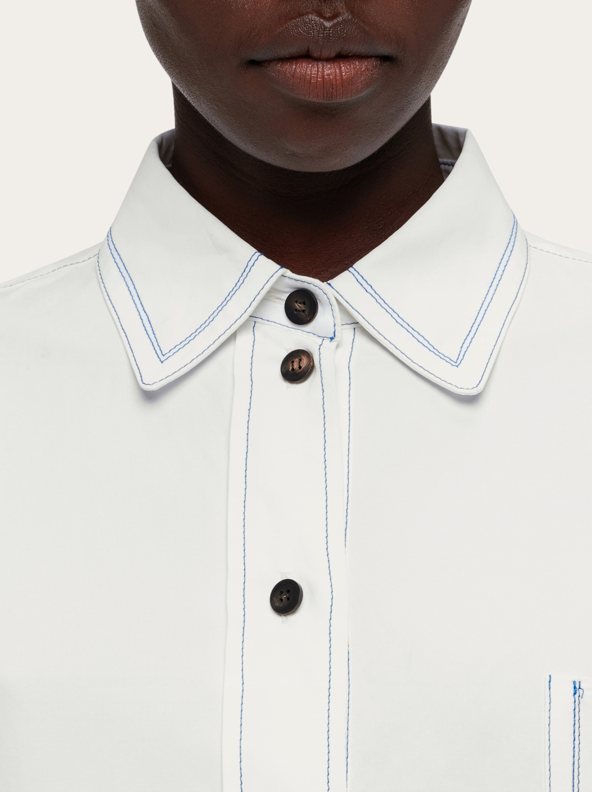 Shirt with contrasting seams - 4
