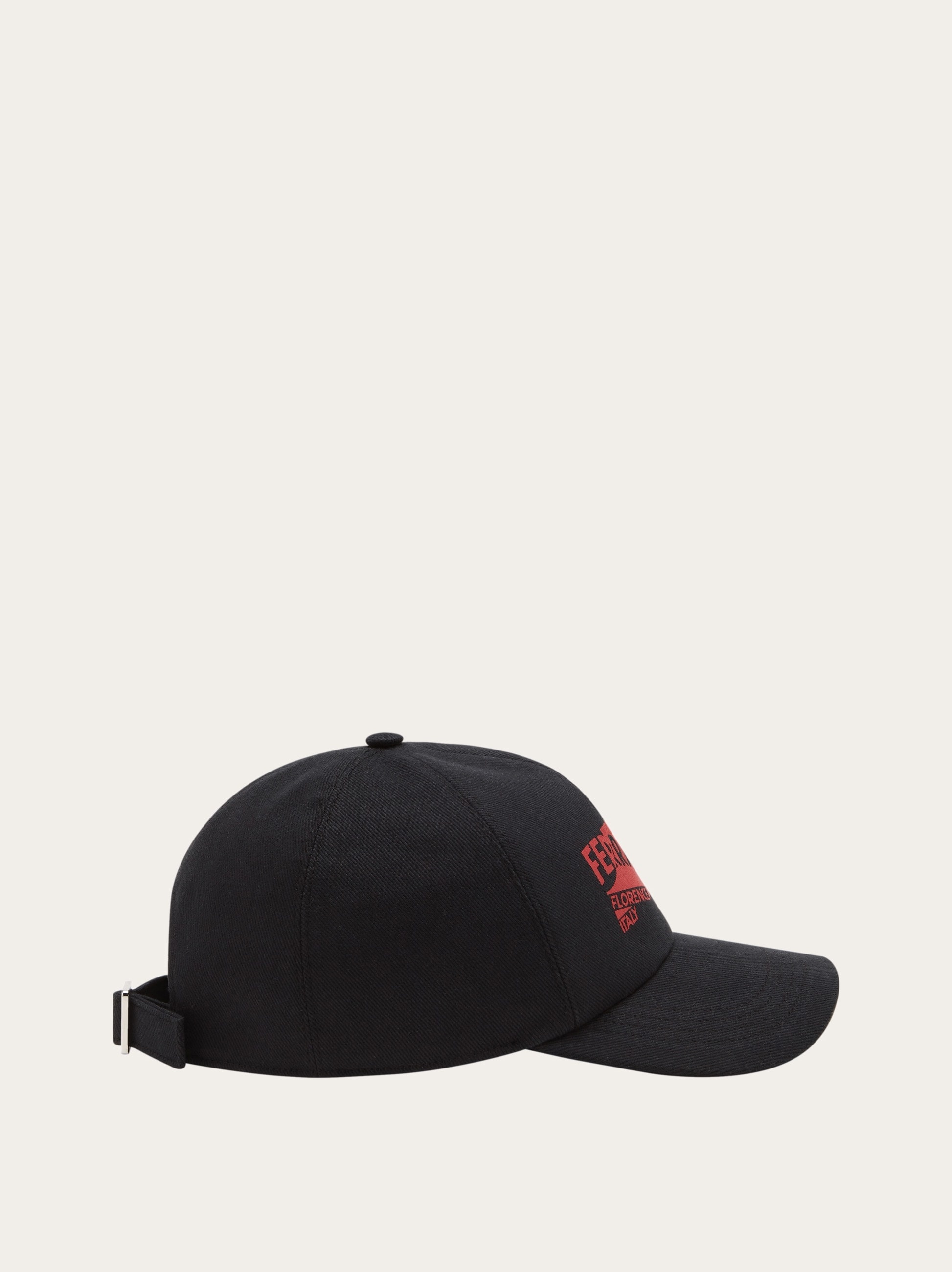 Baseball cap with logo - 5