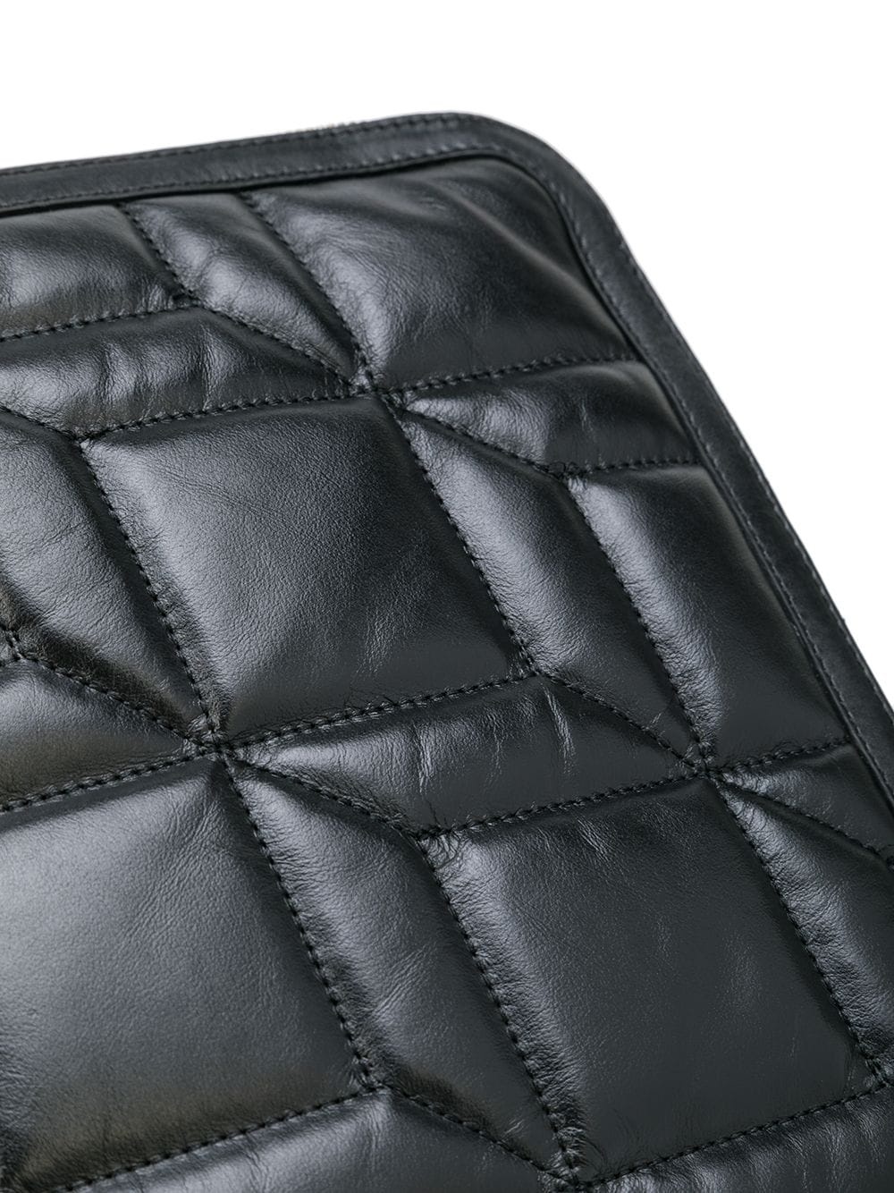 Bump quilted clutch bag - 4