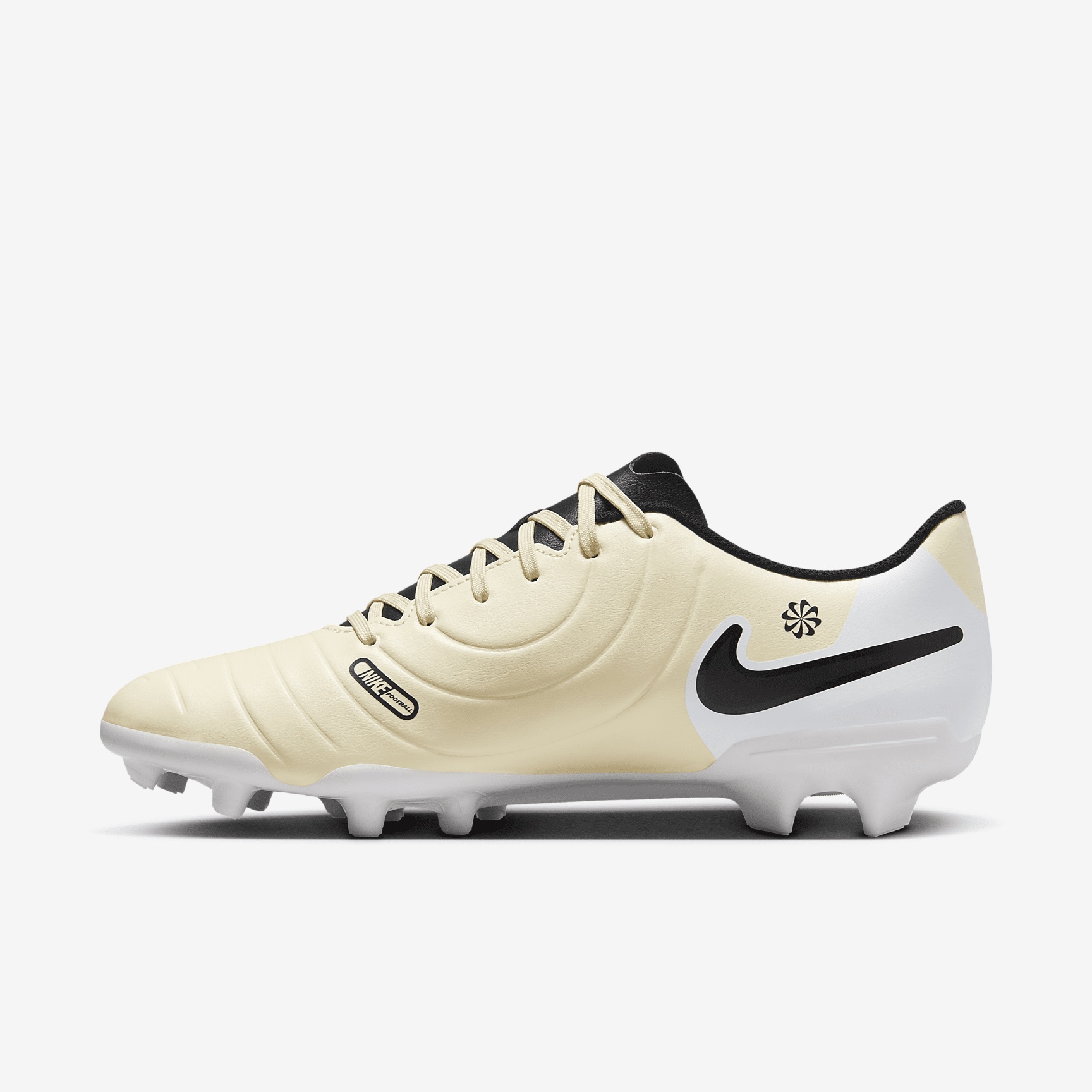 Nike Tiempo Legend 10 Club Multi-Ground Low-Top Soccer Cleats - 1