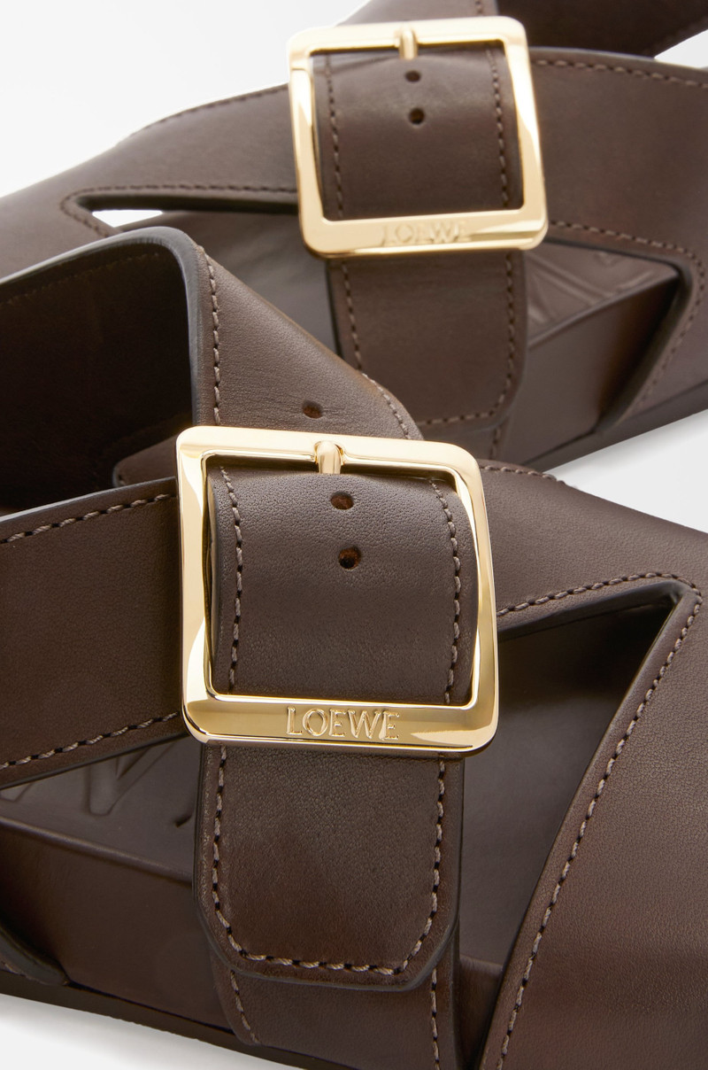 Ease Buckle sandal in vegetal calfskin 5