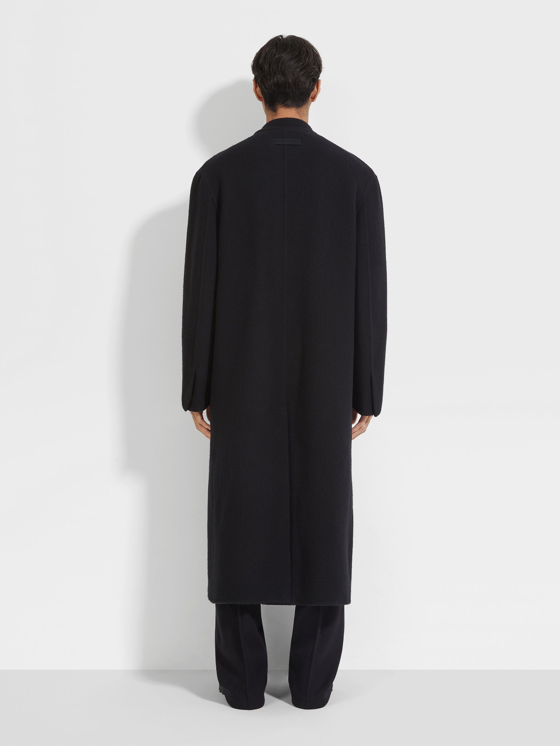 BLACK TROFEO™ CASHMERE COAT - 5