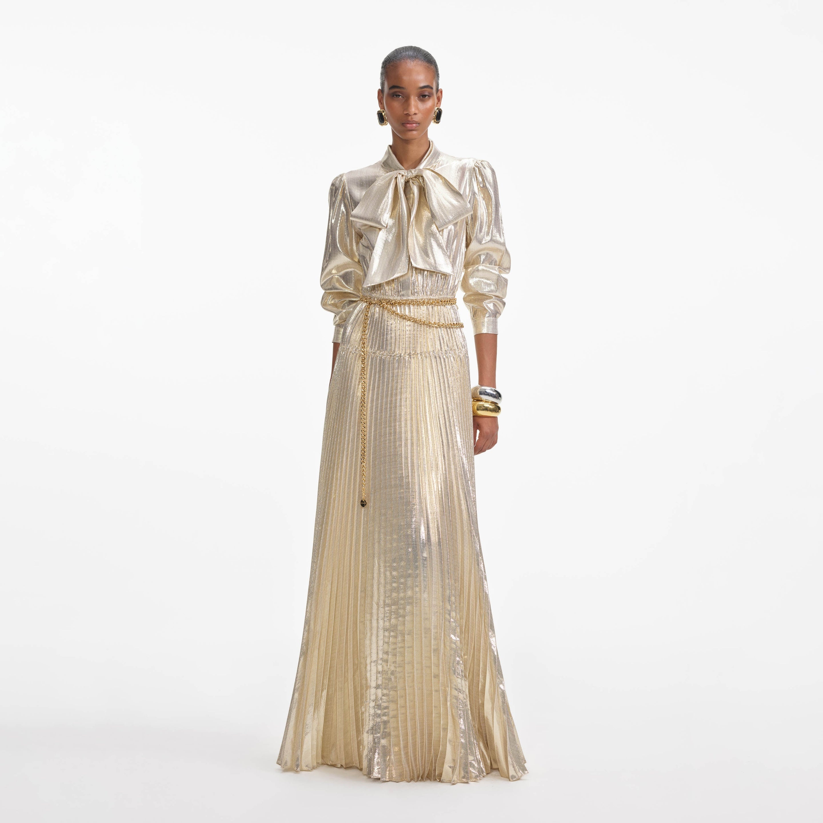 Self-Portrait ゴージャス Pussy Bow マキシドレス self-portrait Gold Metallic Pussy Bow Maxi Dress | REVERSIBLE