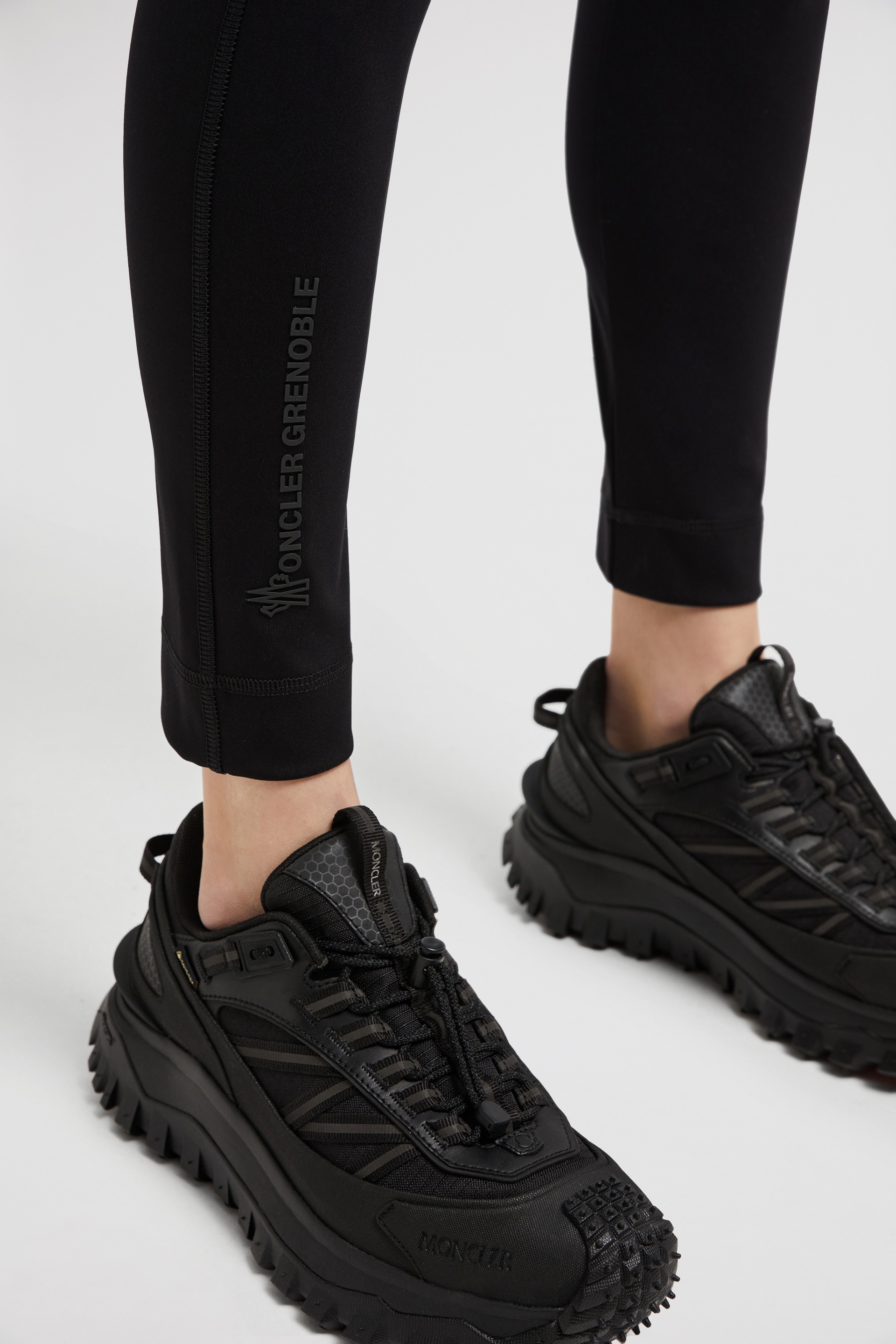 Moncler Grenoble Technical Jersey Leggings | REVERSIBLE