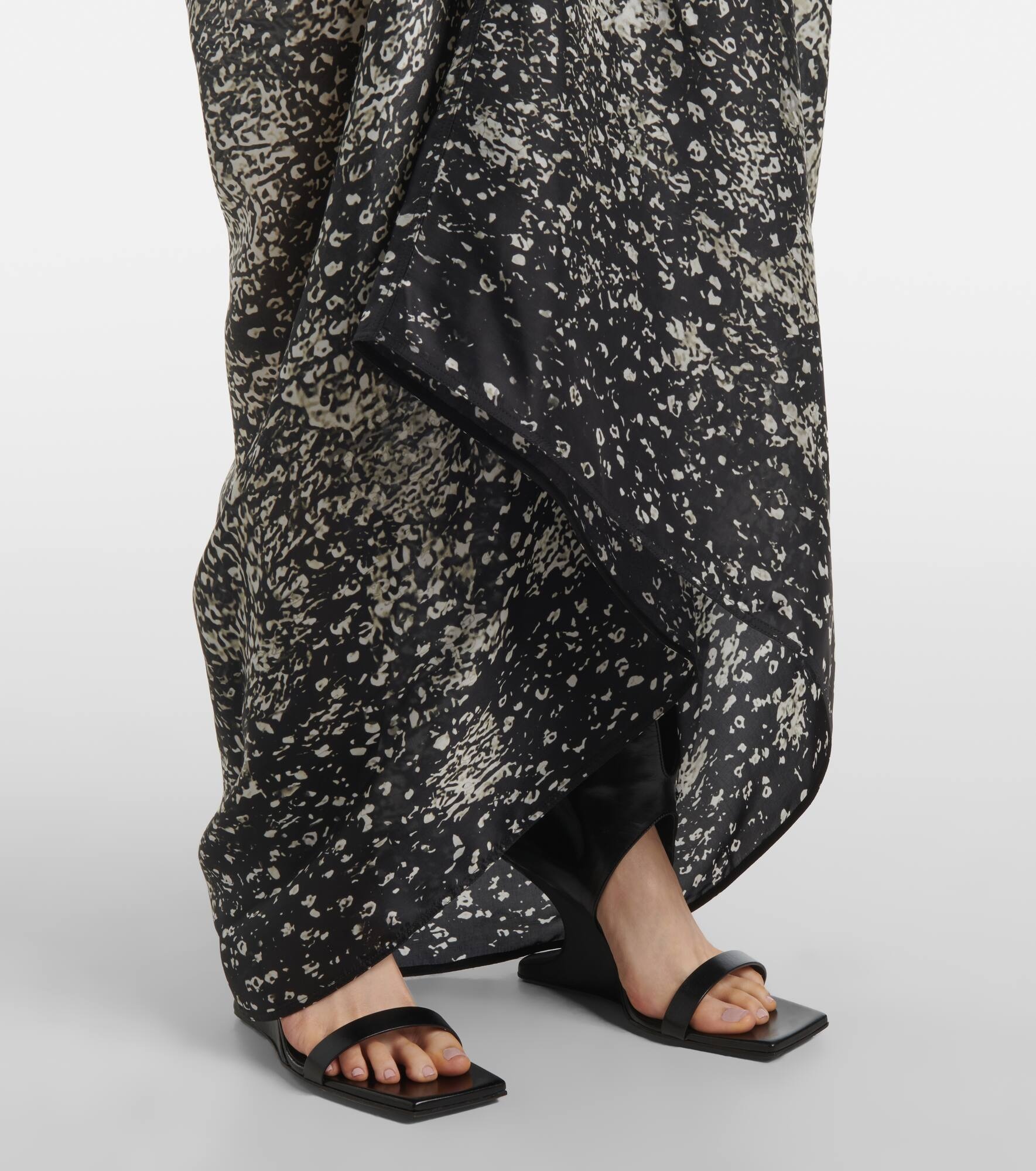 Tommykite draped satin gown - 5