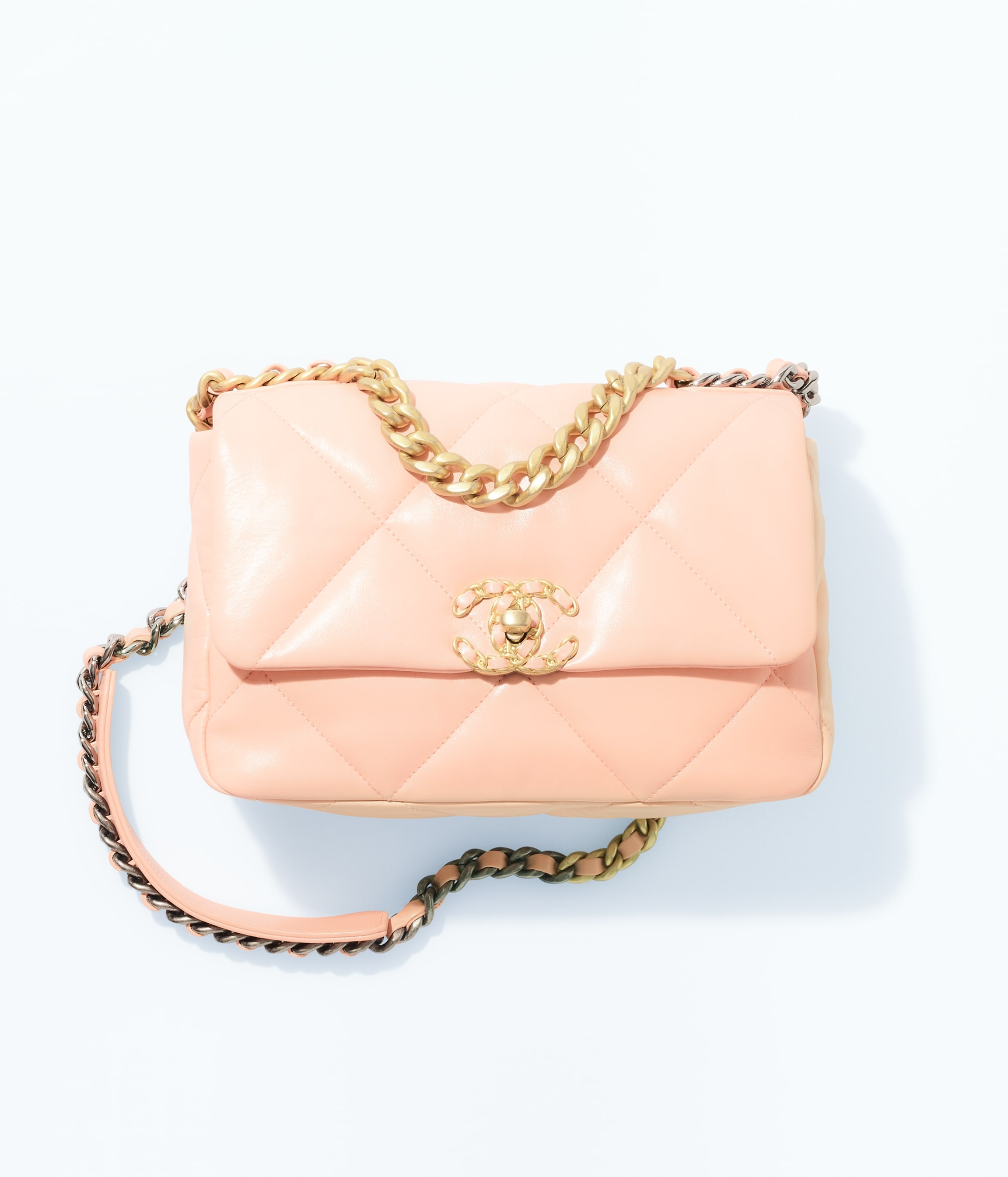CHANEL 19 Handbag - 1