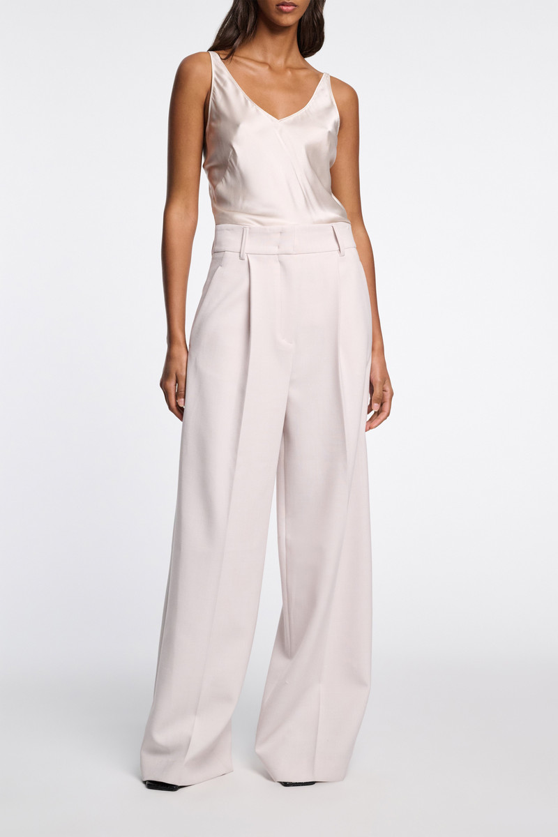 DOROTHEE SCHUMACHER SENSE OF SHINE top outlook