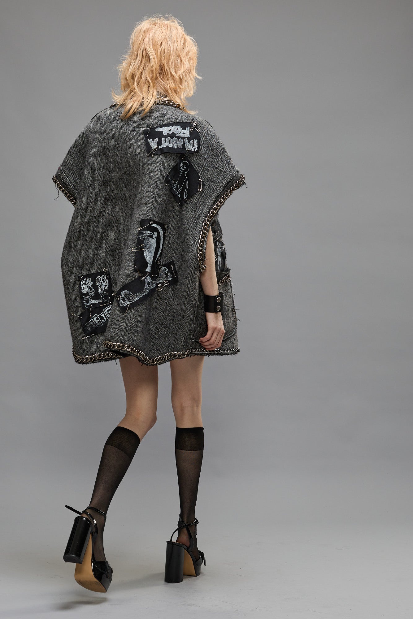 SLEEVELESS CHORE JACKET - GREY HERRINGBONE - 4