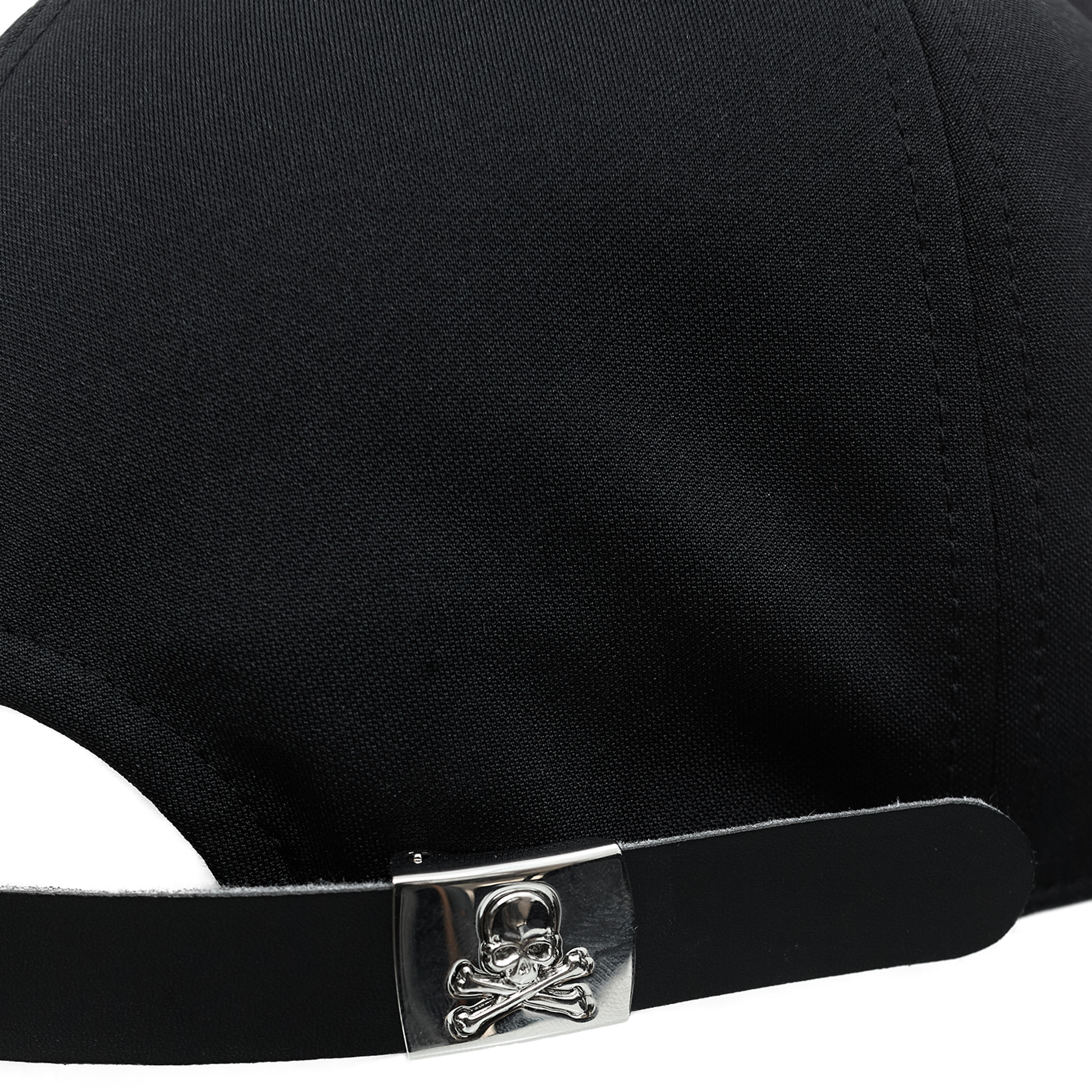 CAP WITH EMBROIDERED LOGO - 4