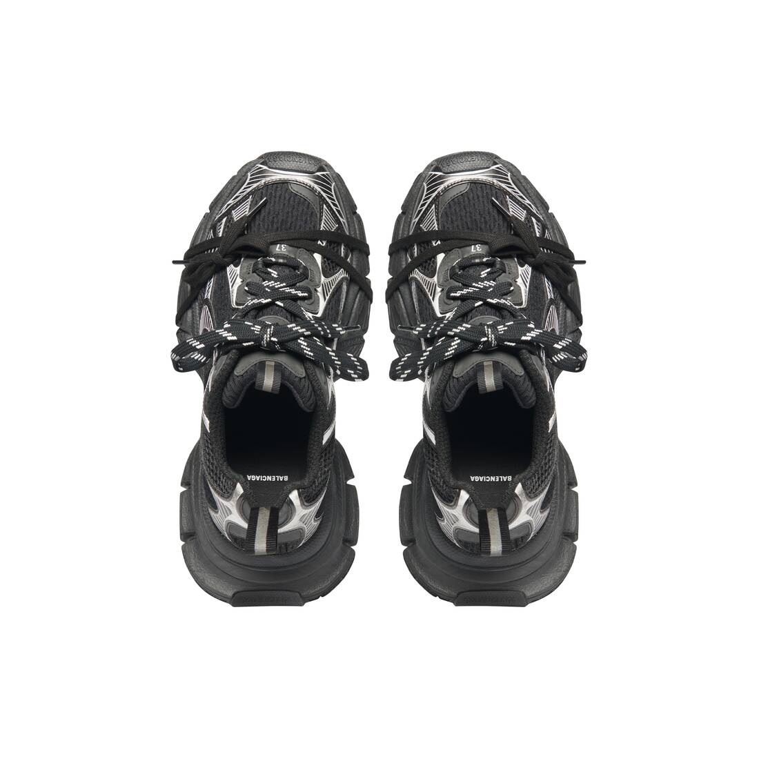 Women's 3xl Sneaker  in Black - 6