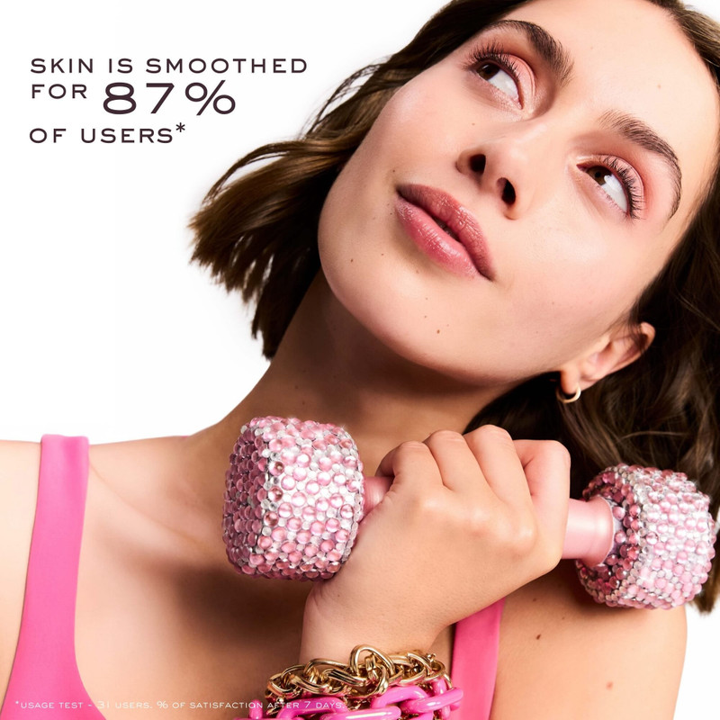 The Smoothing Glow Gel-Cream 3