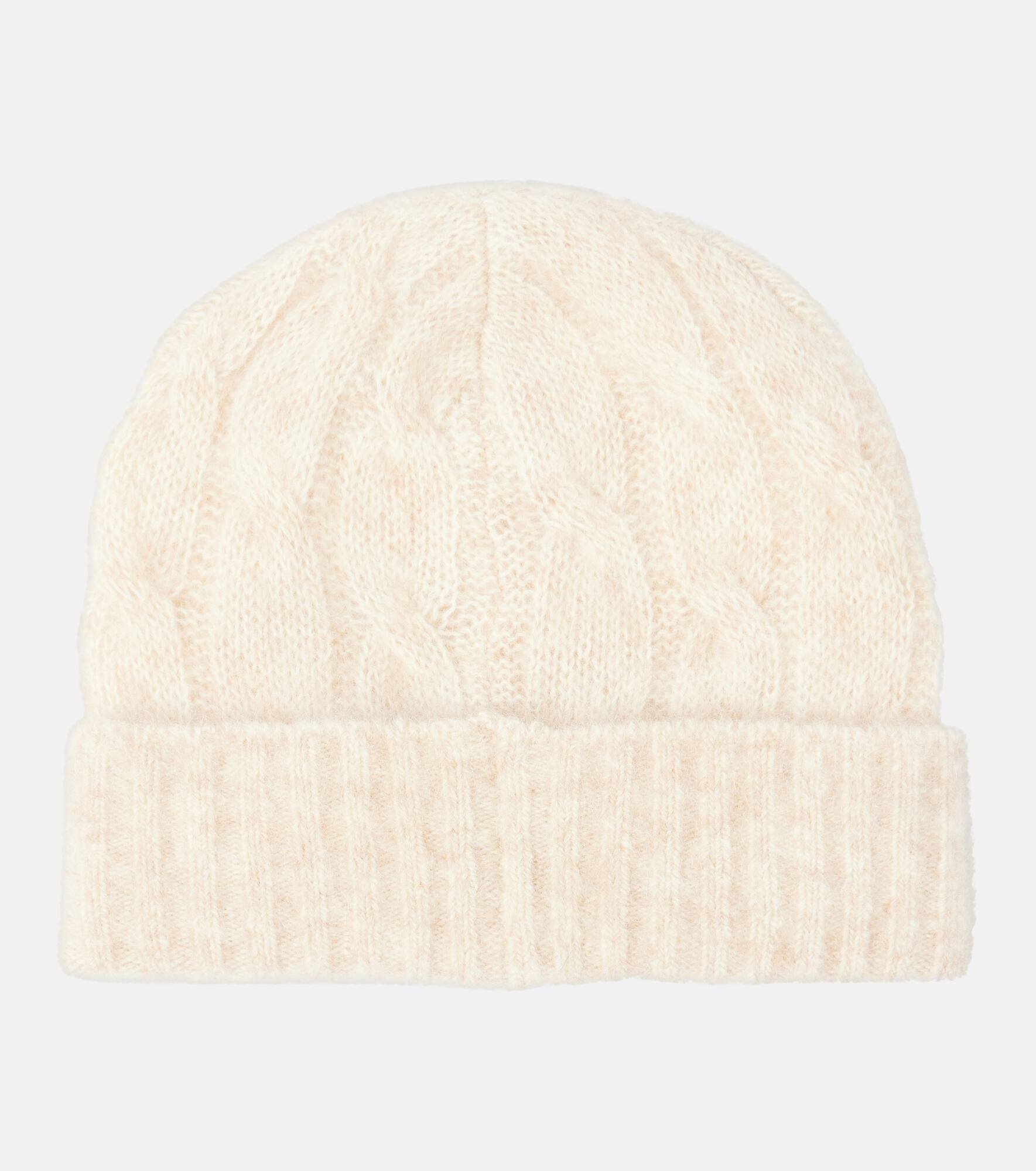 Cable-knit mohair beanie - 4
