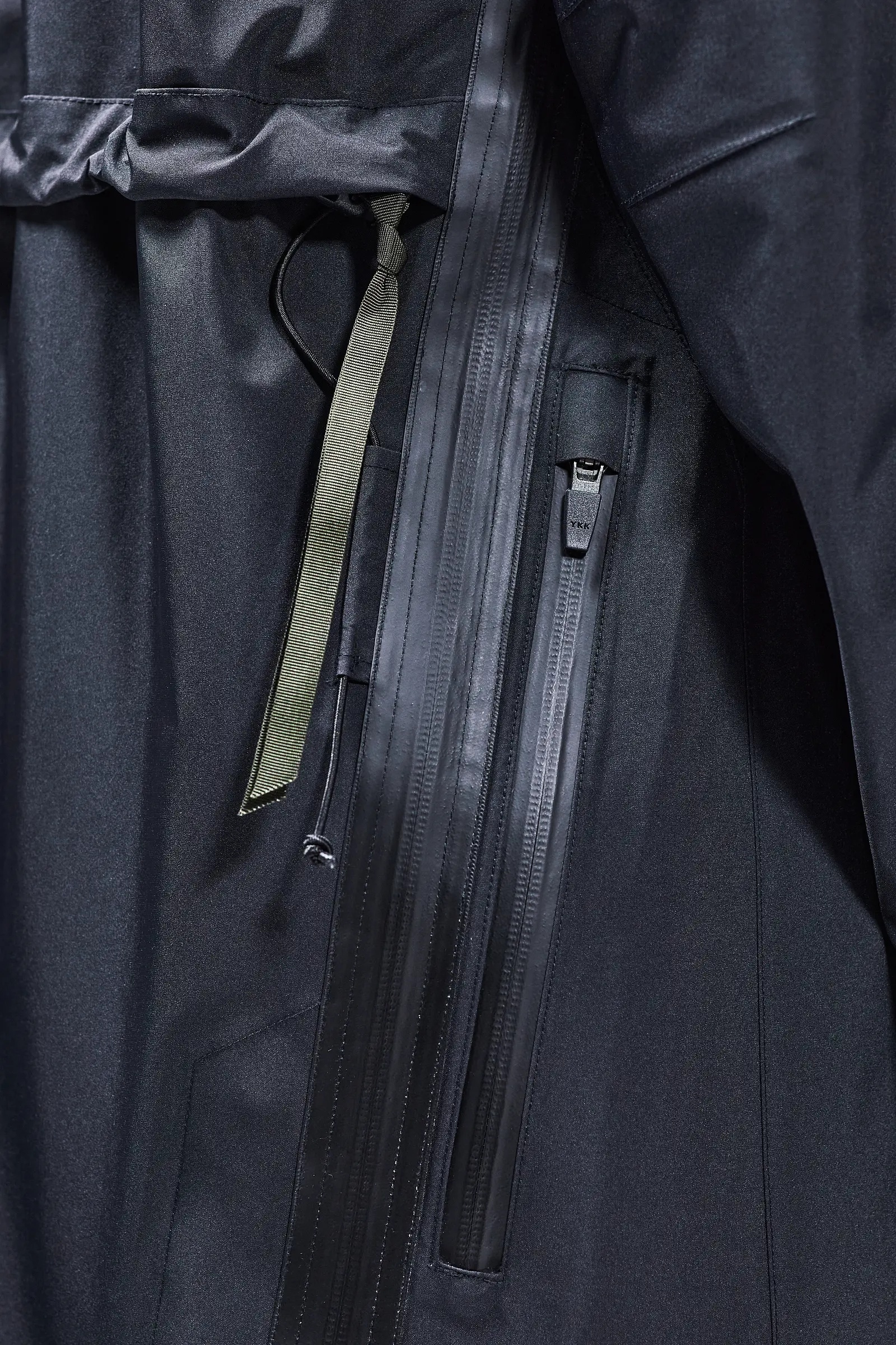 J61-GT 3L Gore-Tex® Interops Parka Black - 29