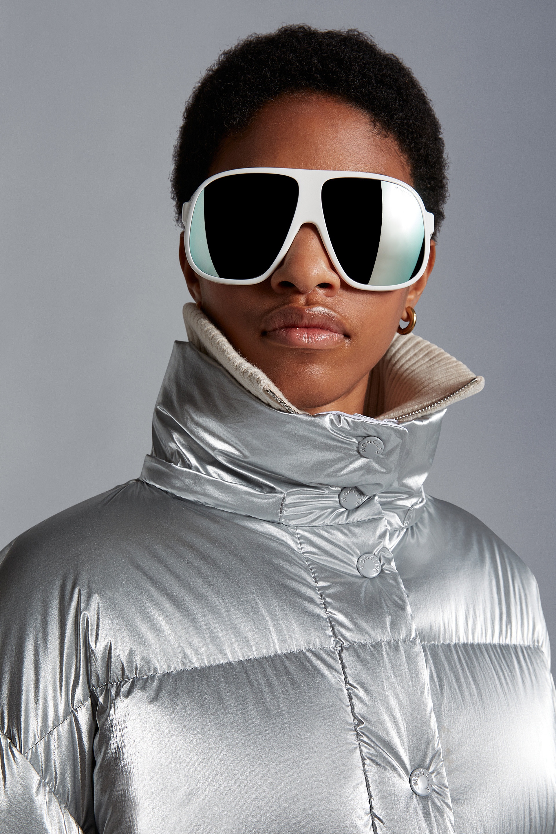 ダウンジャケット・コート MONCLER | Silver unexpected iridescent nylon Long Down Moncler Gaou Long Down Jacket | REVERSIBLE
