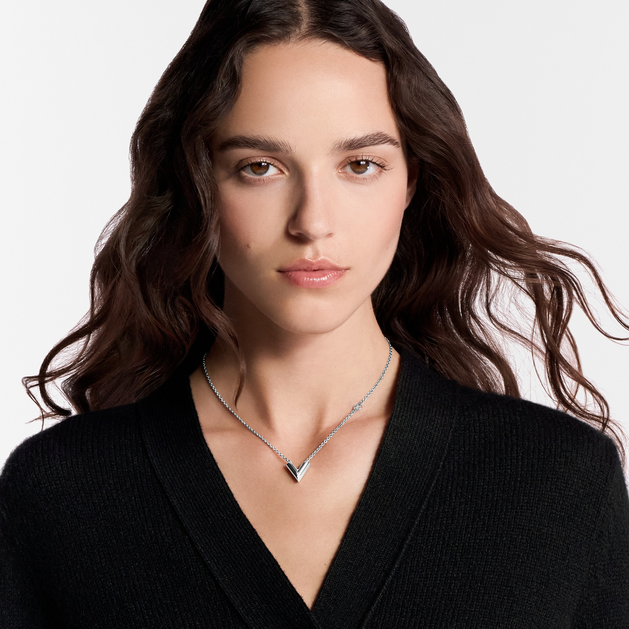 Essential V Supple Necklace - 4