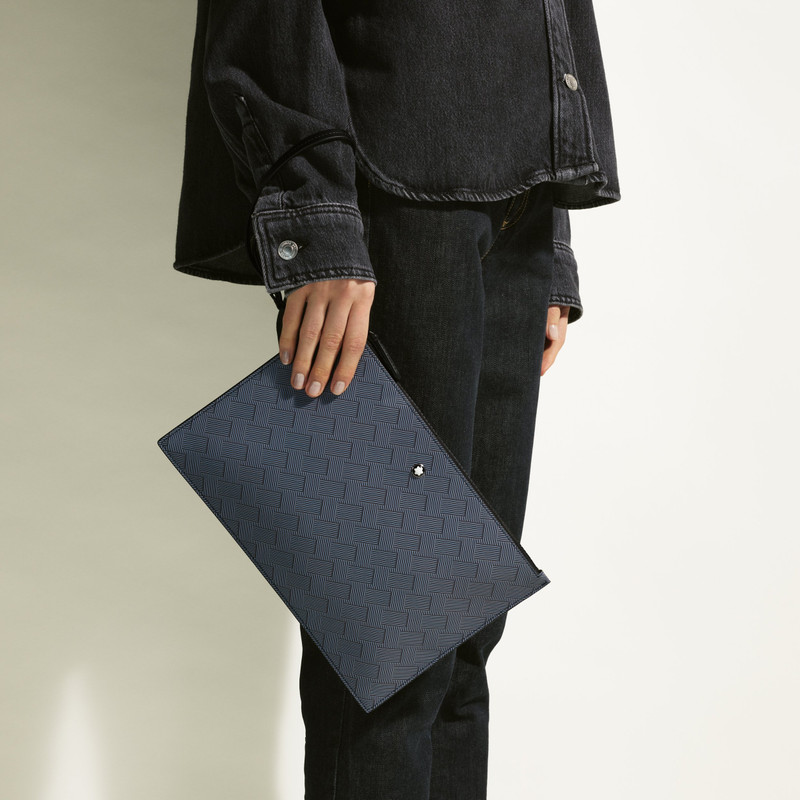 Montblanc Extreme 3.0 pouch outlook