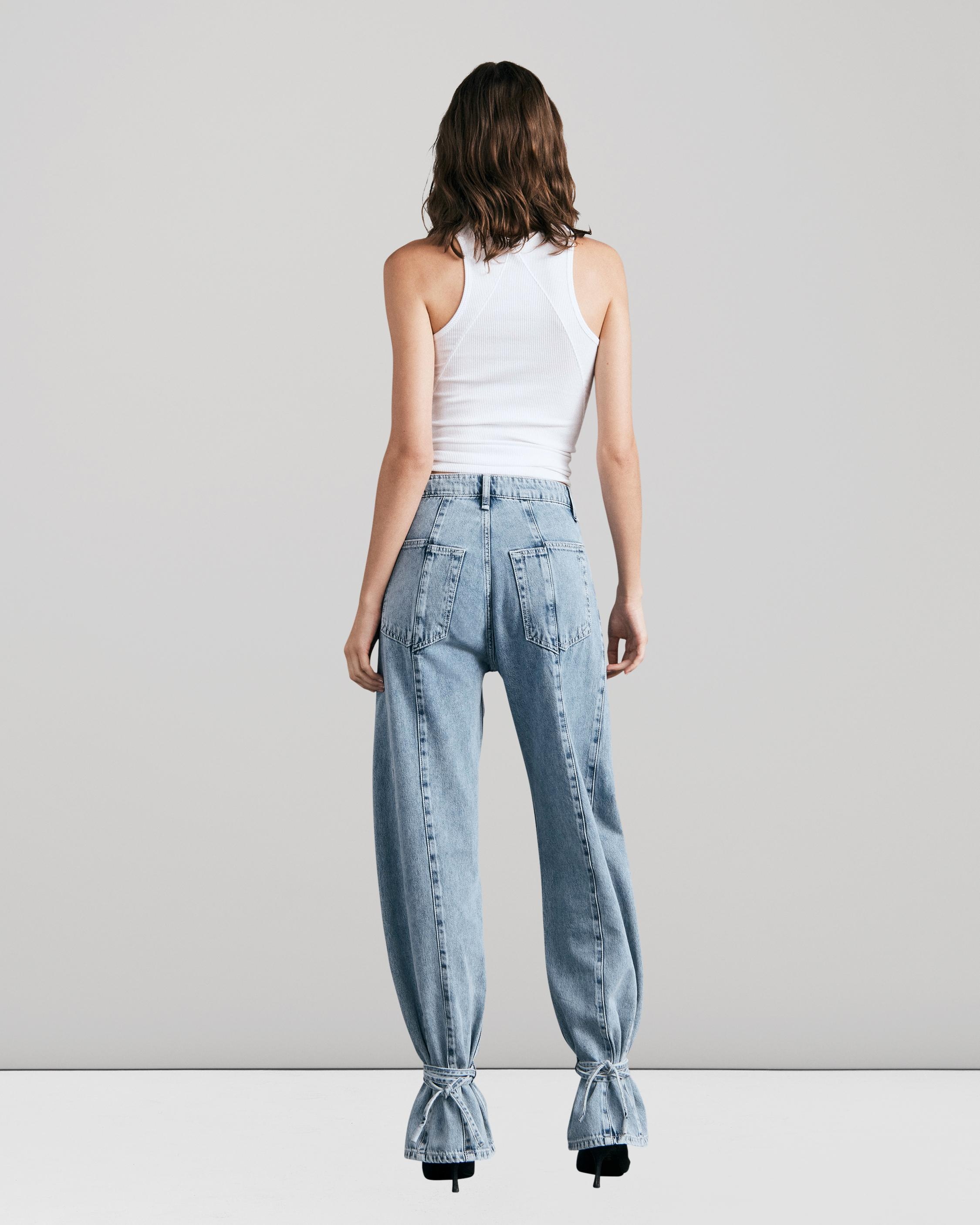 Splice Barrel High-Rise Jean - Alisha
Relaxed Fit Light Indigo Jean - 5