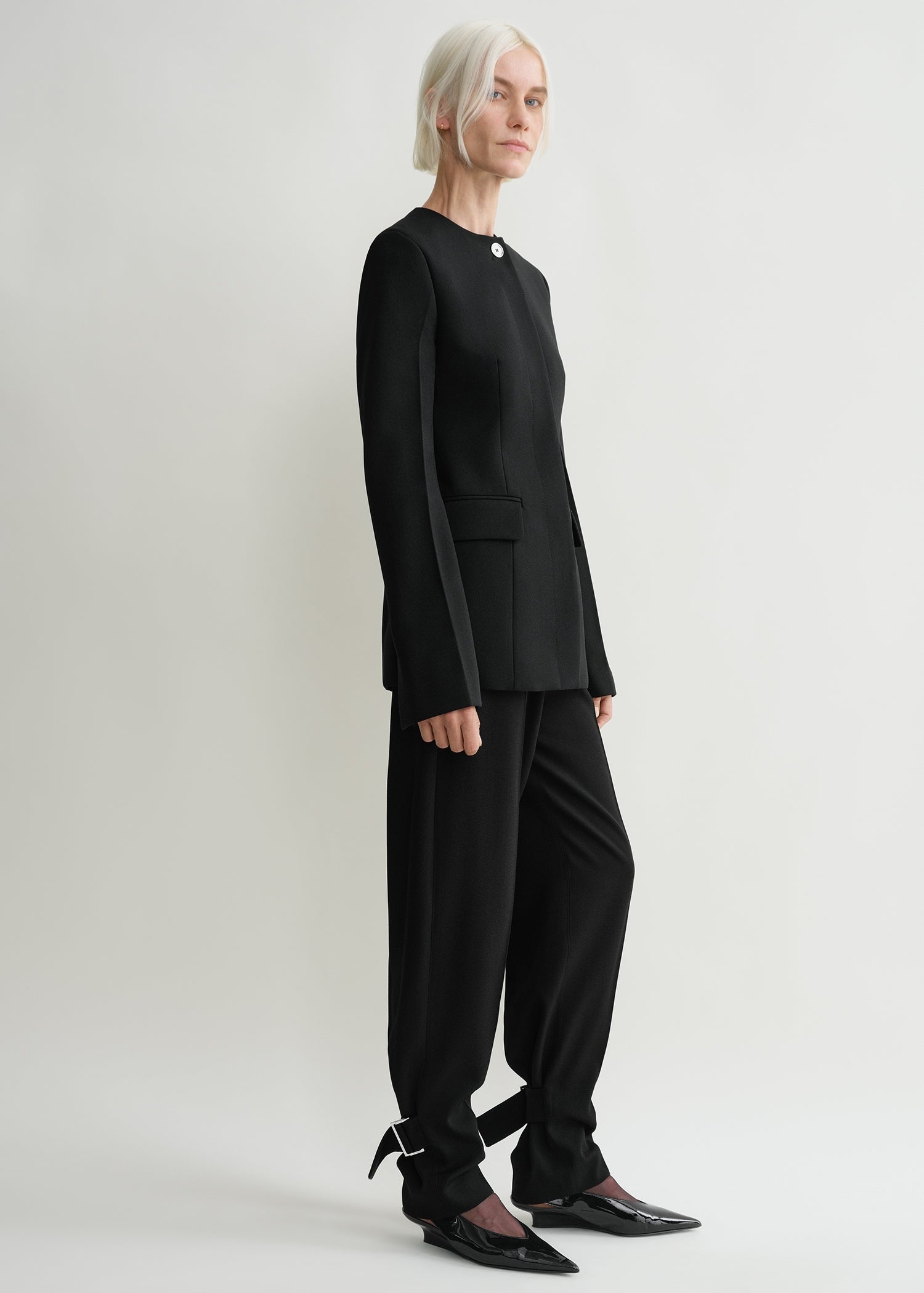 Collarless cinched jacket black - 3