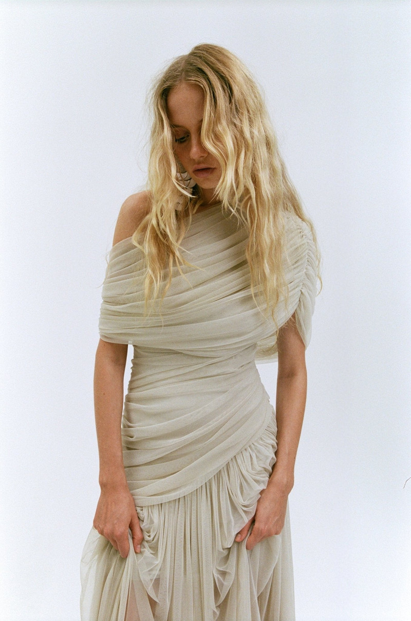 De La Vali HIMALIA MAXI DRESS IN ANTIQUE TULLE outlook