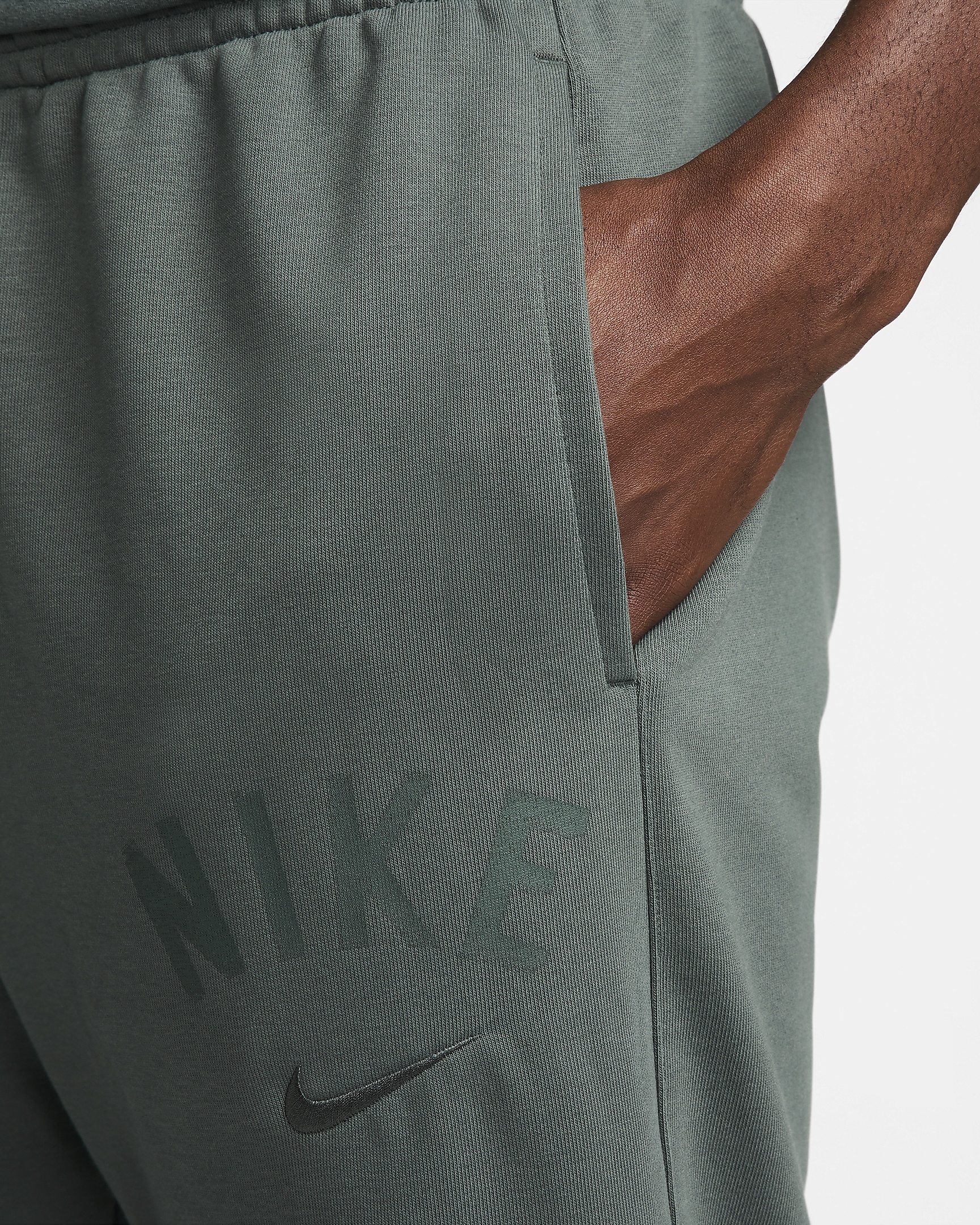 Nike Swoosh Men's Dri-FIT Fleece Fitness Joggers - 4