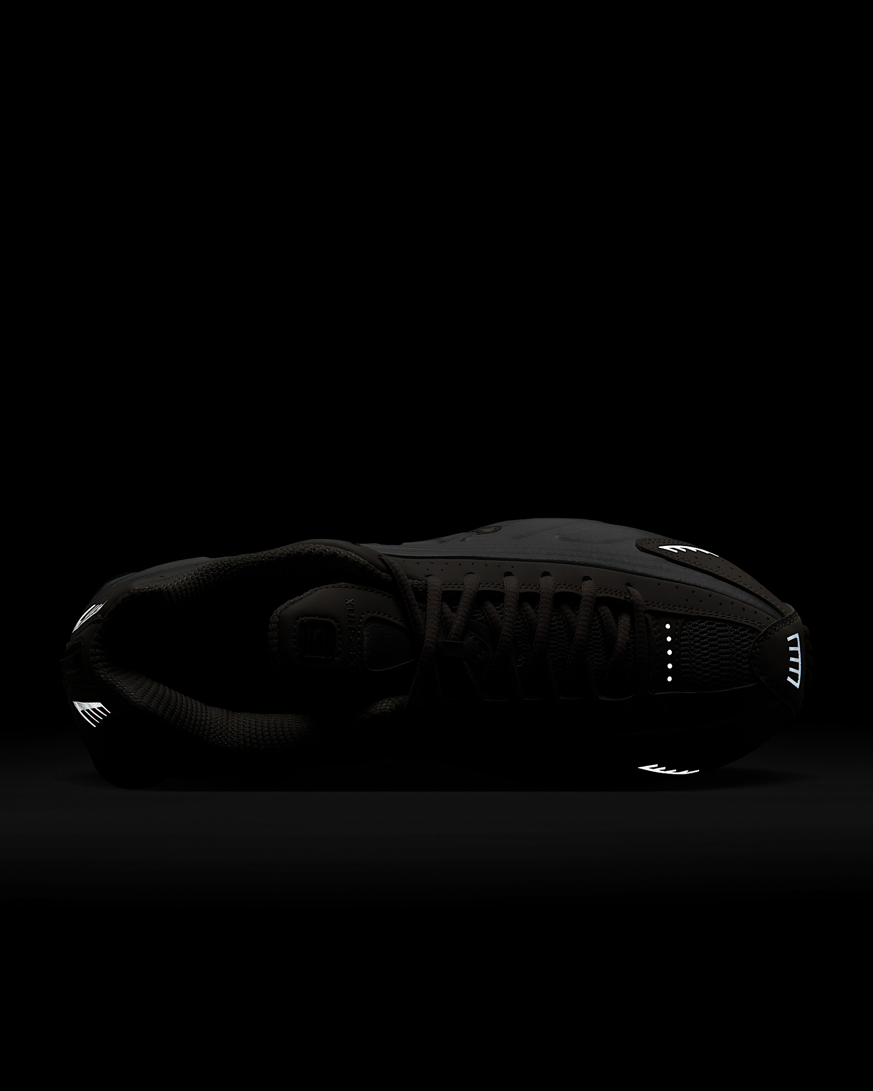Nike Shox R4 Men's Shoes - 9