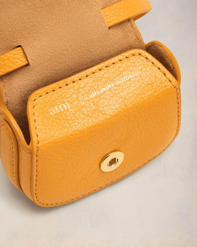 AMI Paris PARIS PARIS NANO POUCH outlook