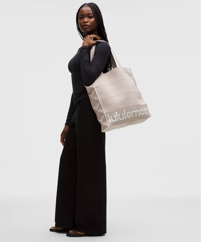 Fold It Hold It Tote Bag 22L 3