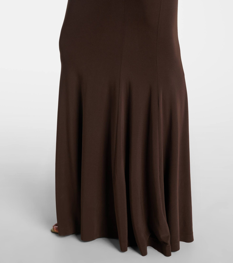 Halterneck gown 5