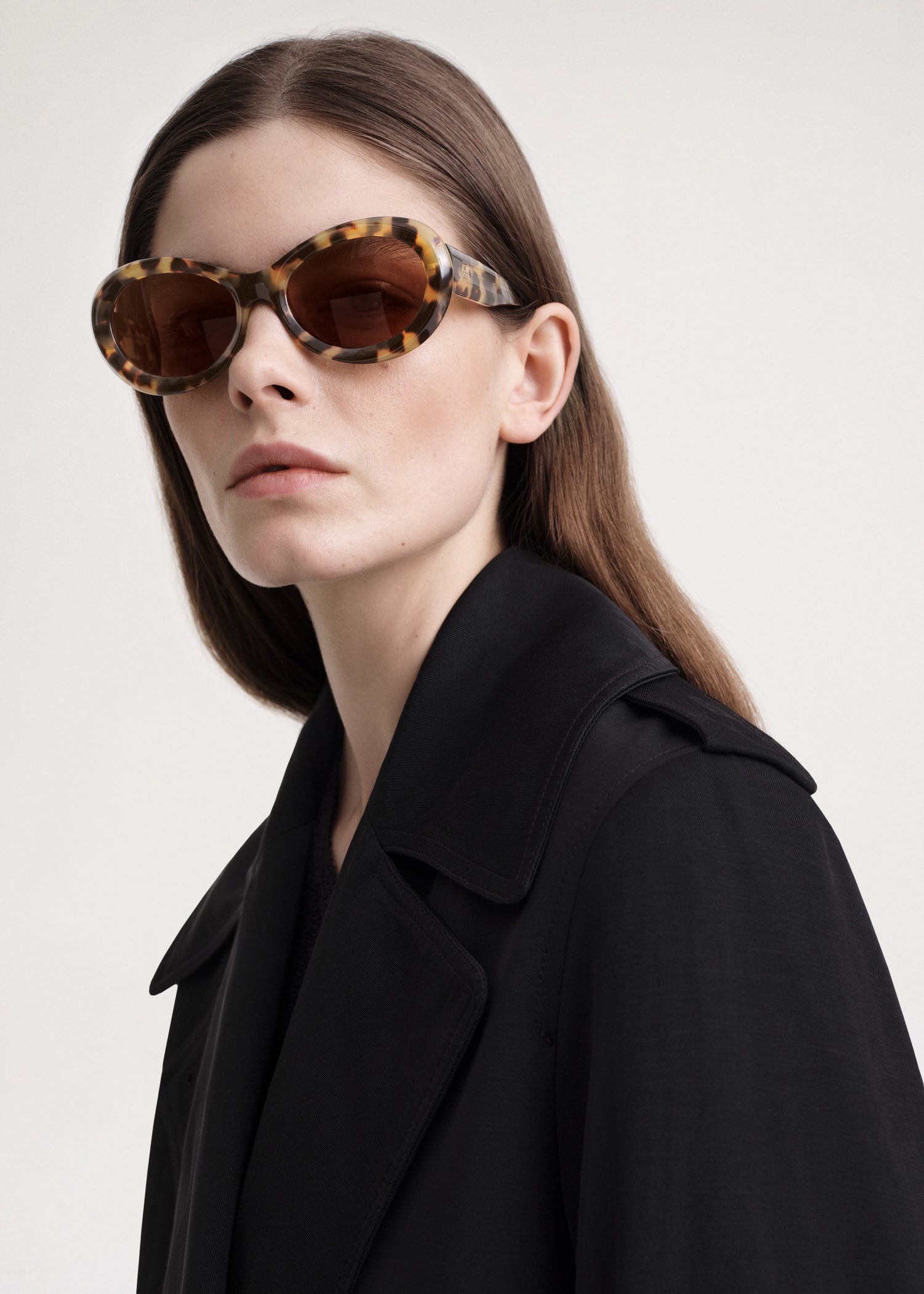 The Ovals sunglasses tortoise - 3