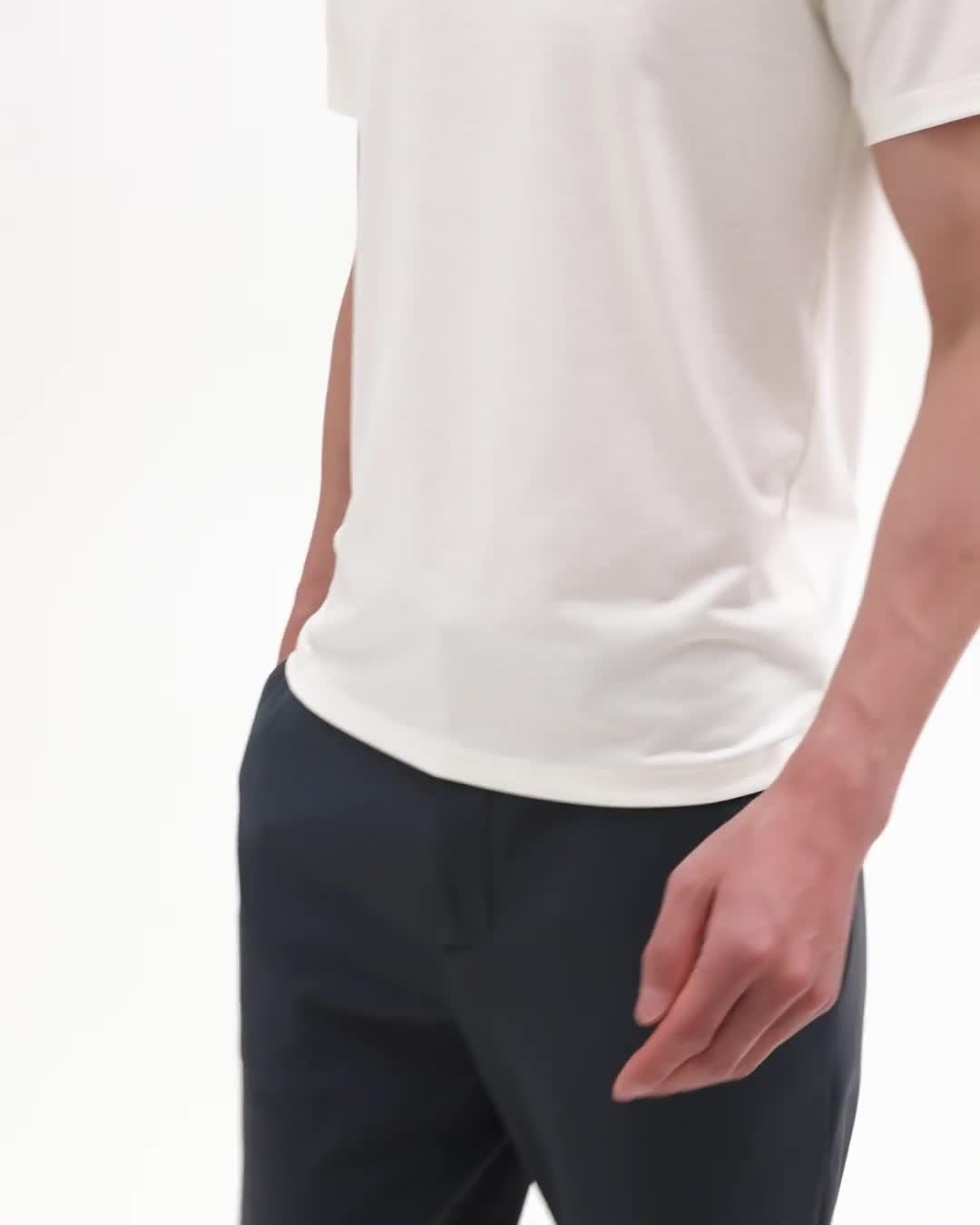 Dorian Tee in Active Knit - 7