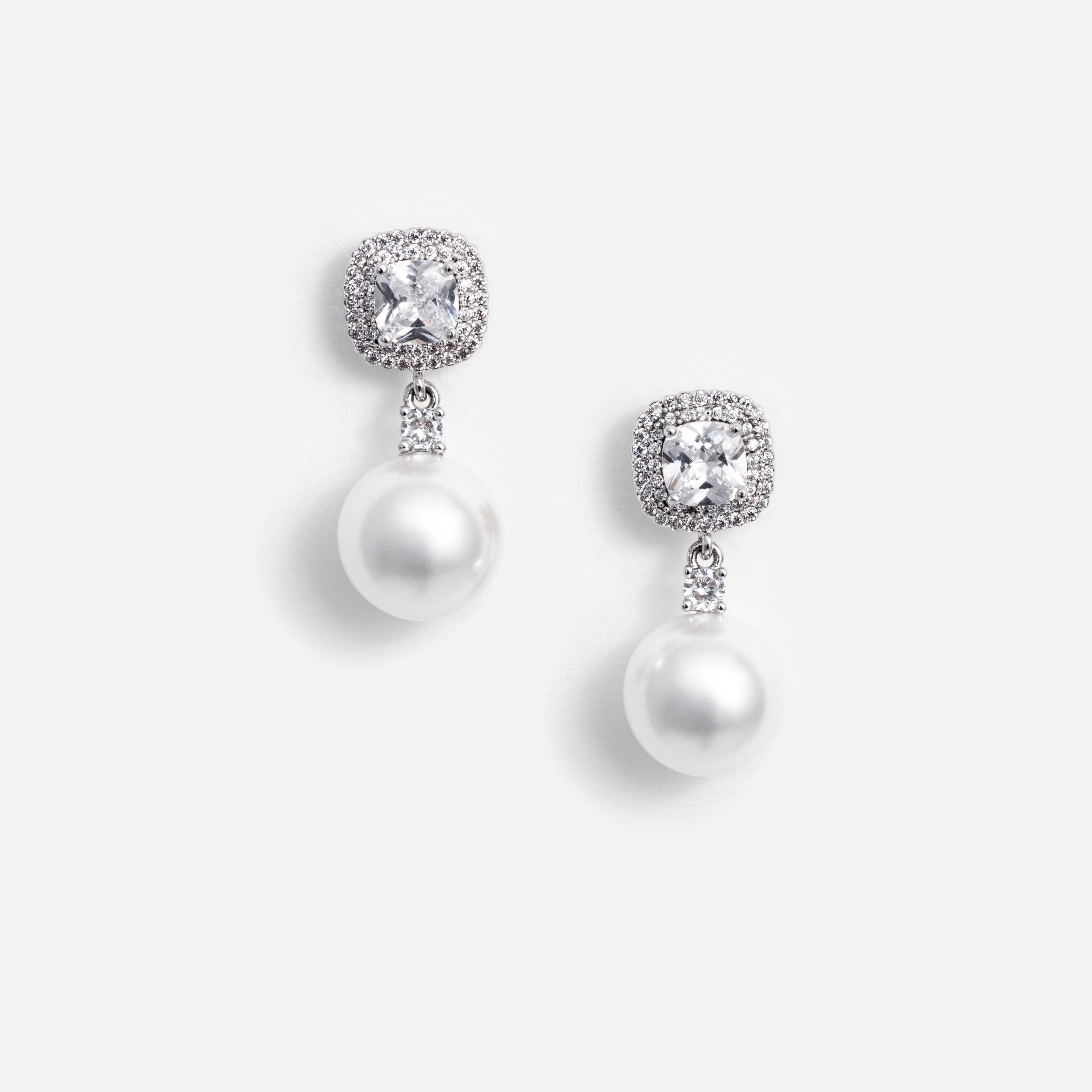 Crystal Pearl Earrings 1