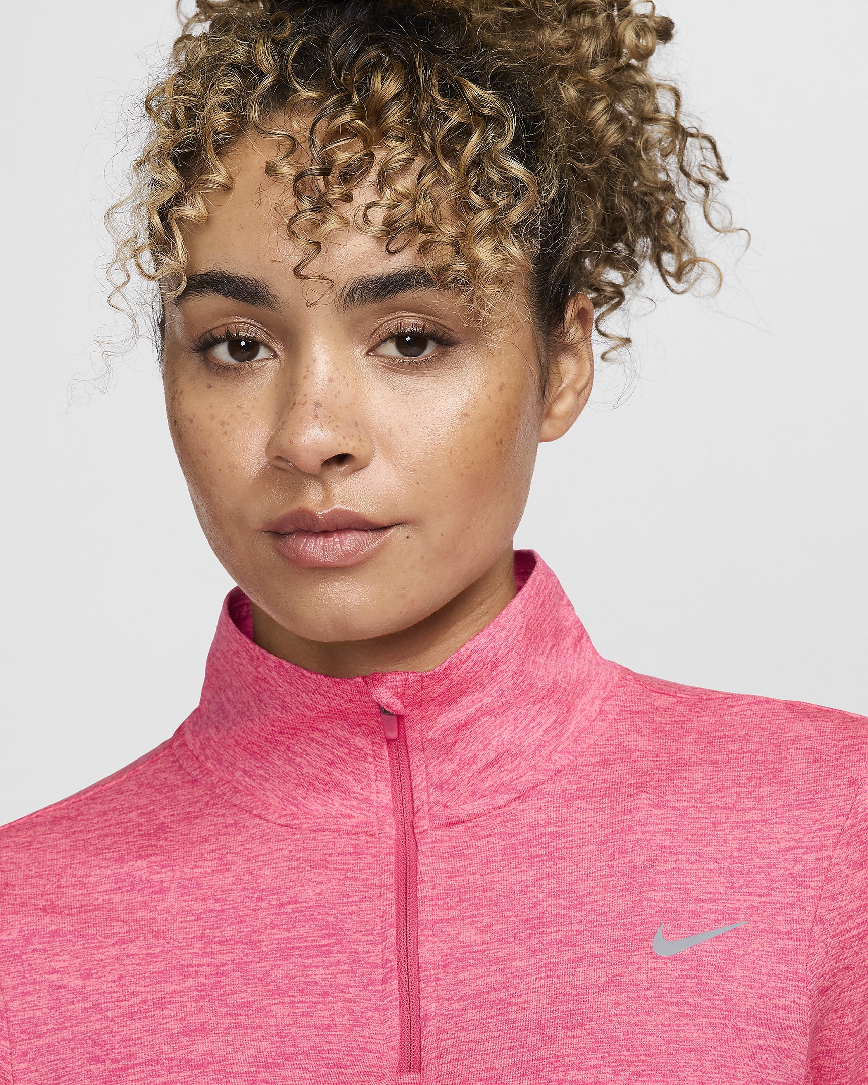 Nike Swift Element Women's UV Protection 1/4-Zip Running Top - 3