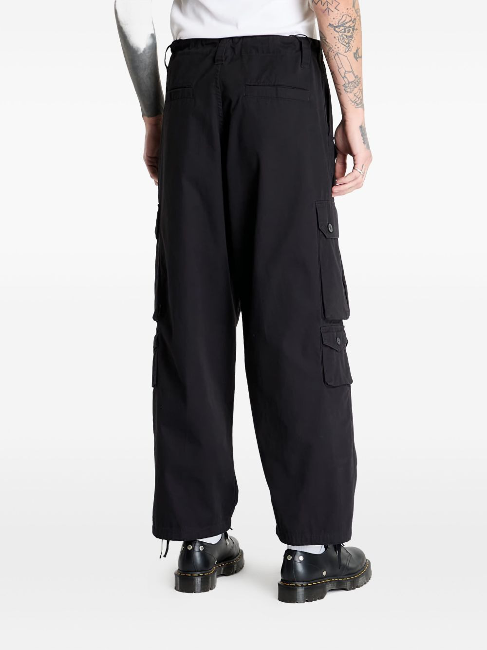 cargo-pockets trousers - 3